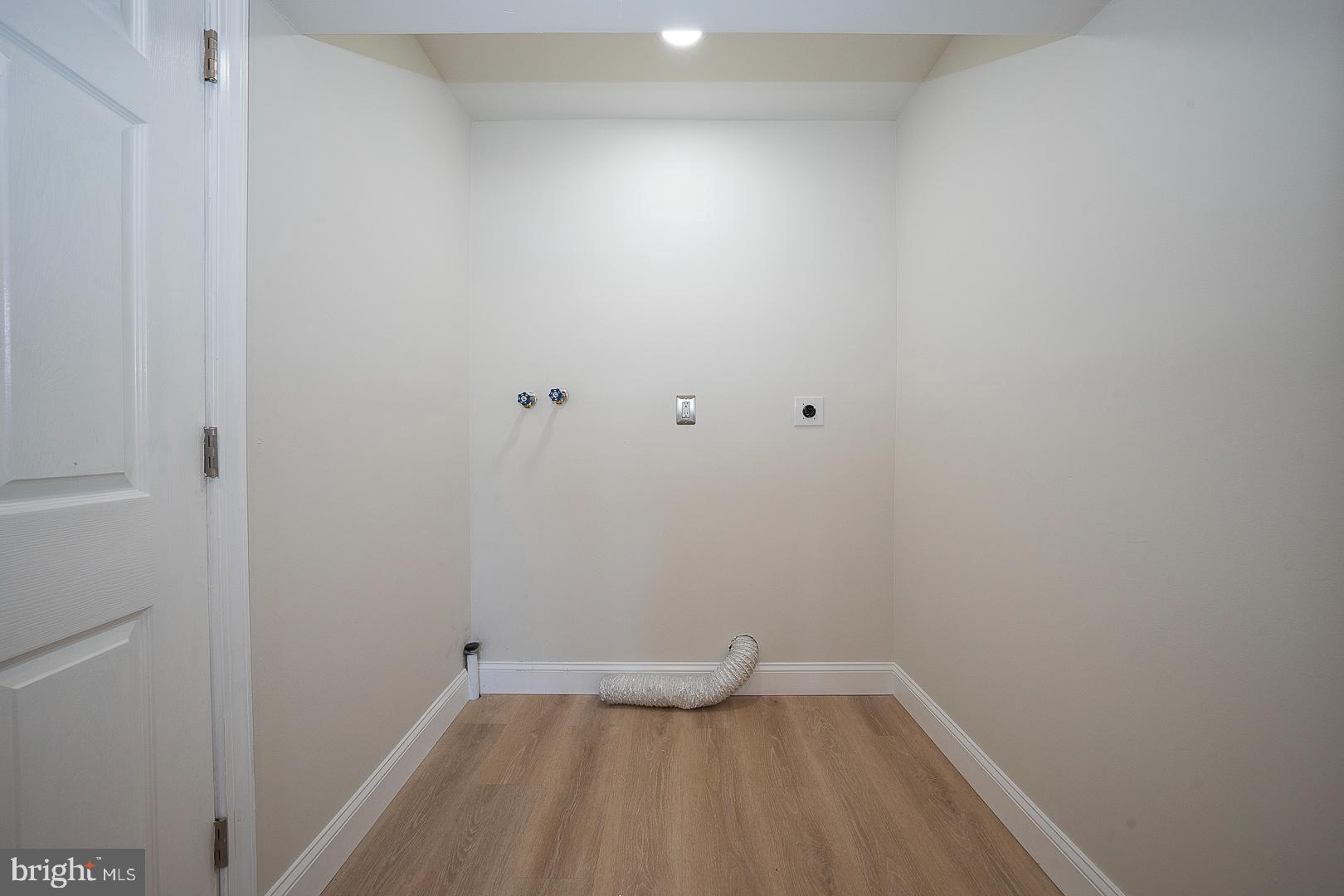 2129 Barnwood Cir