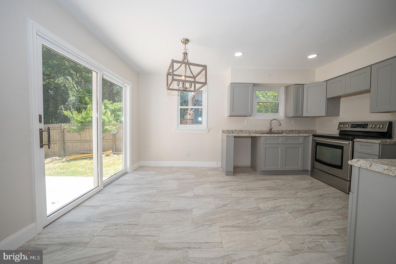 2129 Barnwood Cir