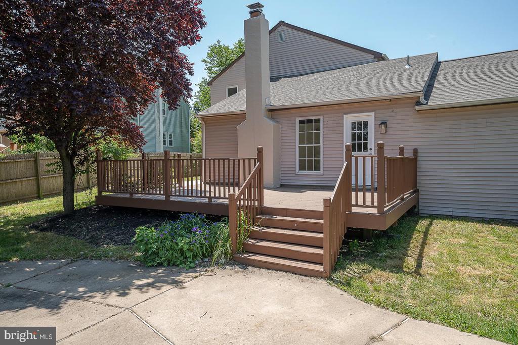 2129 Barnwood Cir