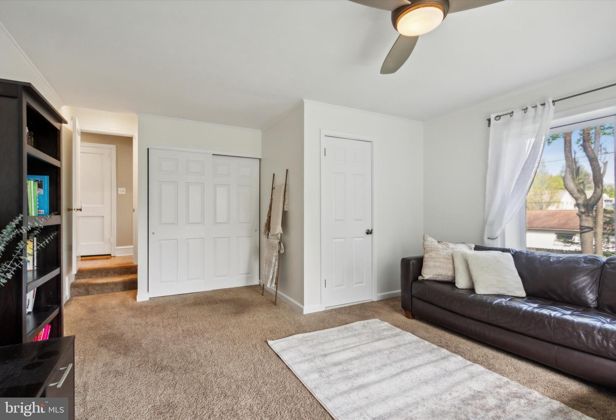 111 E Dartmouth Rd