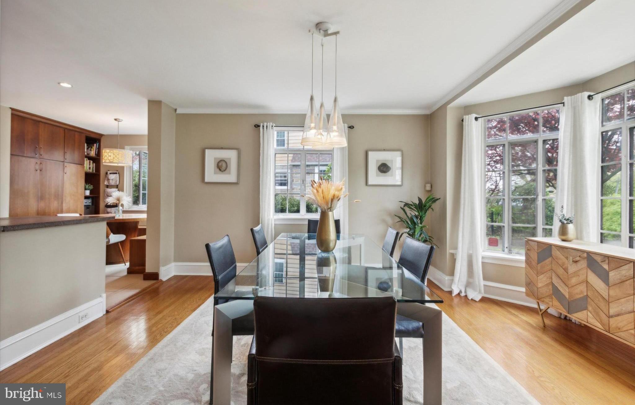 111 E Dartmouth Rd