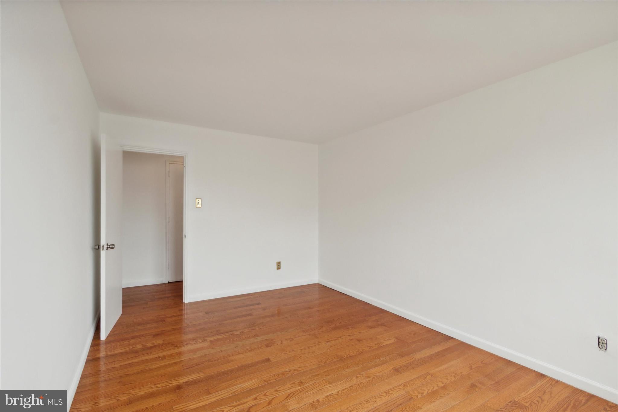 383 Lakeside Rd #308