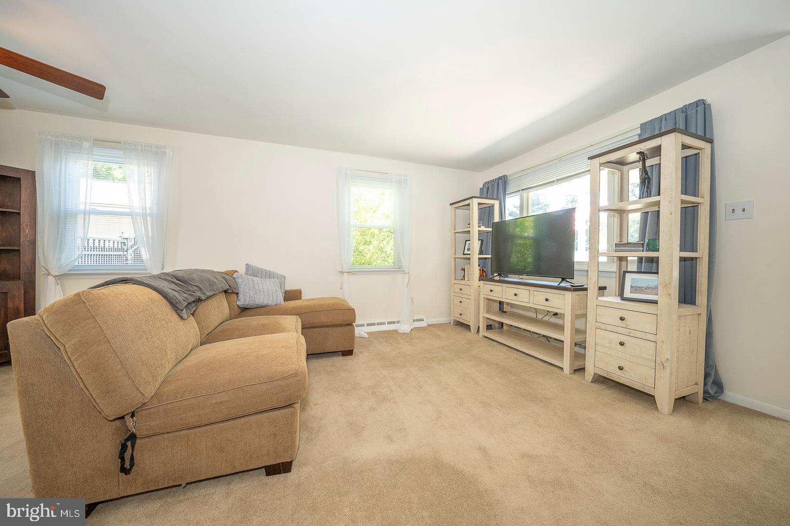515 Quigley Ave