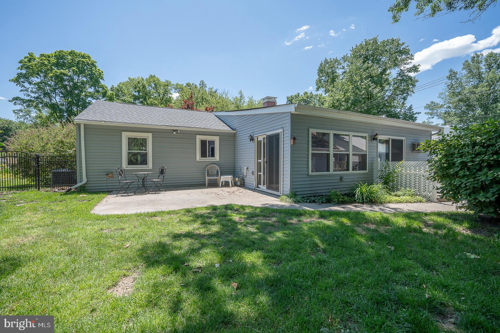 515 Quigley Ave