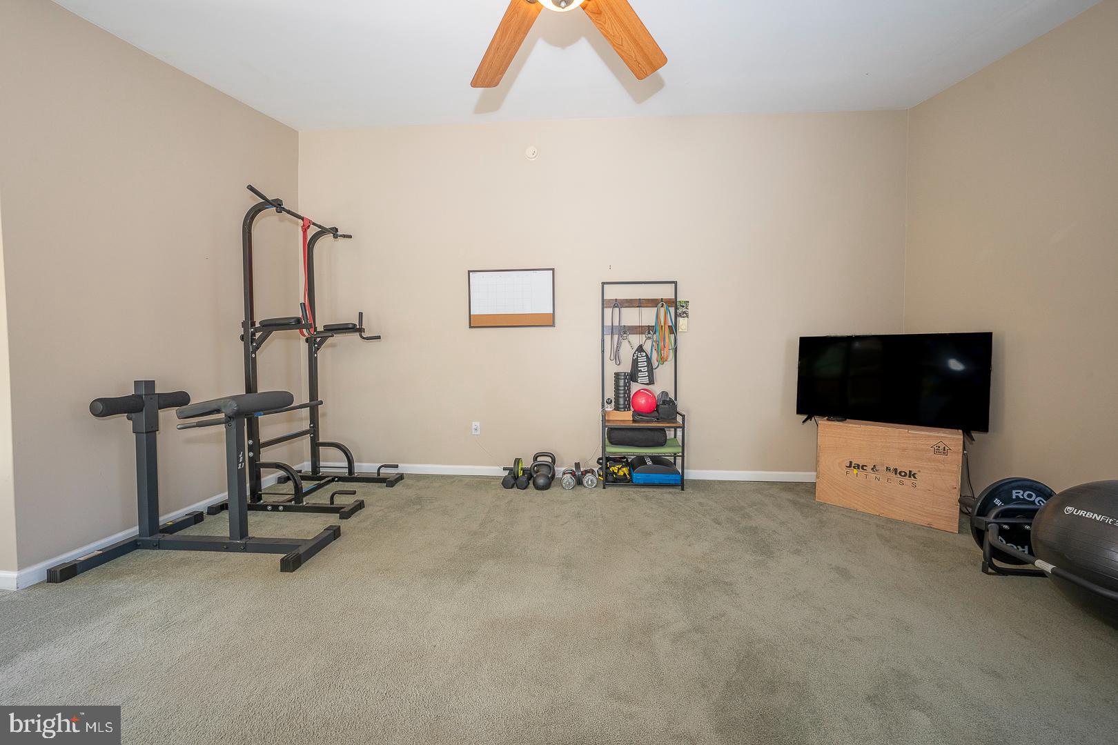 515 Quigley Ave
