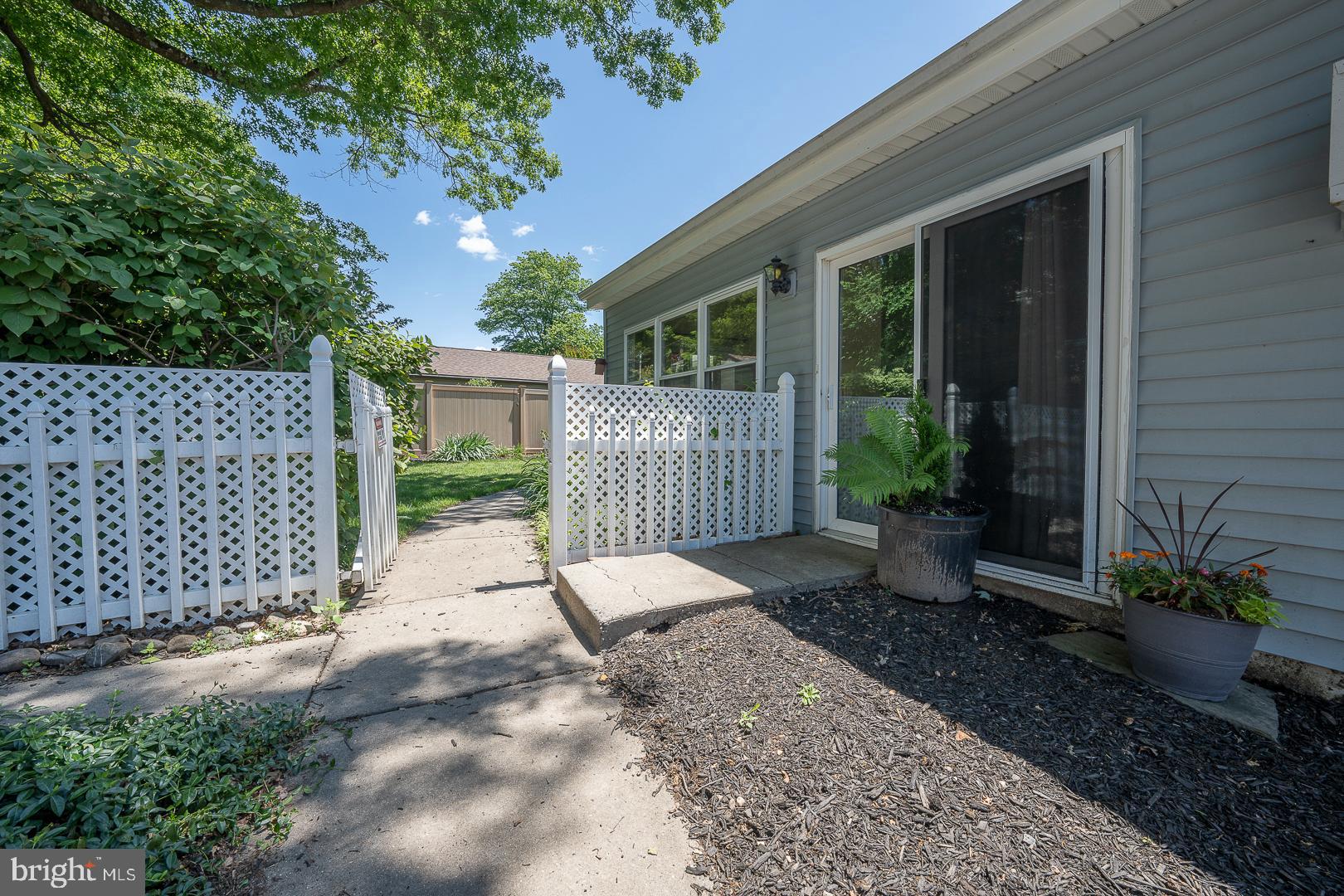 515 Quigley Ave