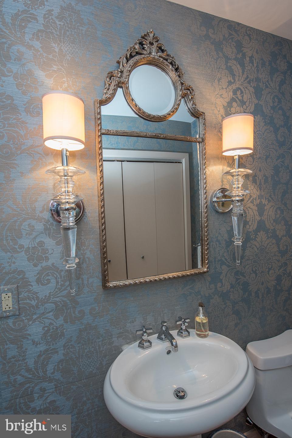 190 Presidential Blvd #415