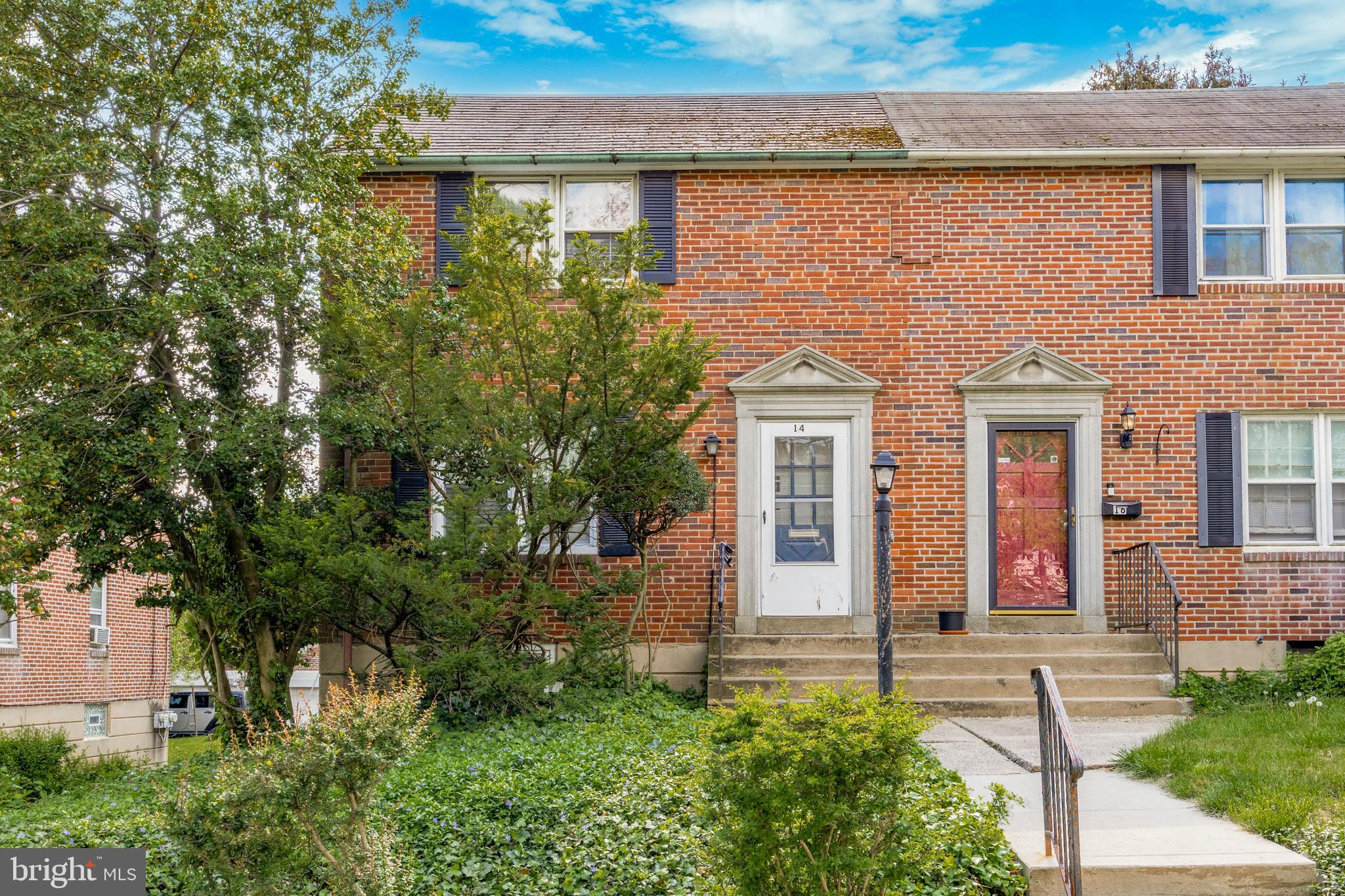 14 ROCK GLEN RD #2