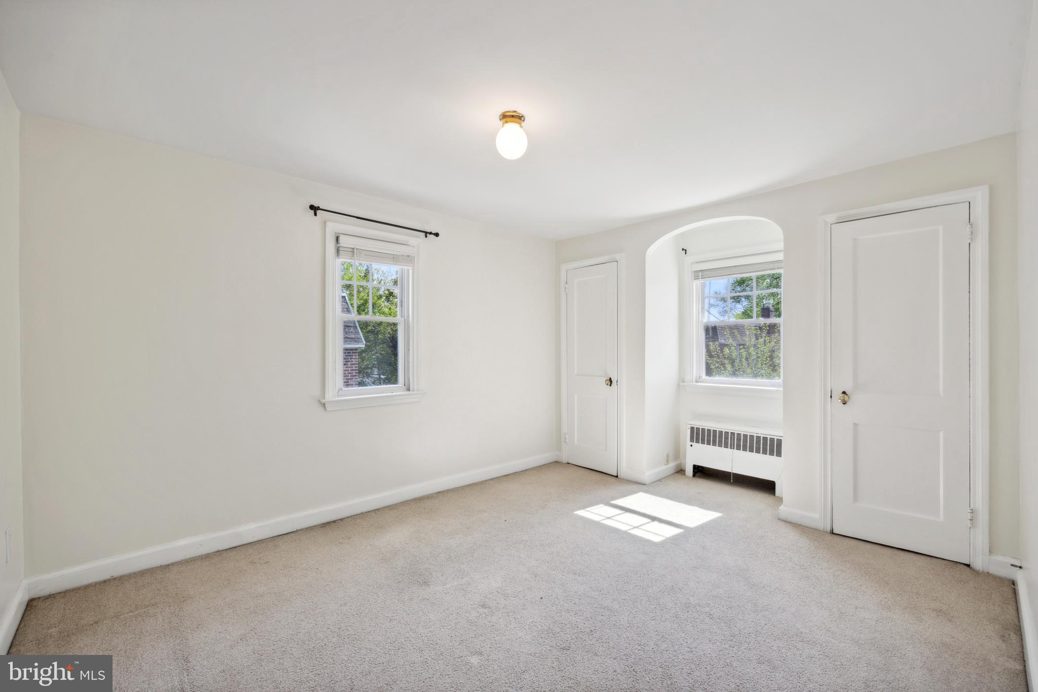 14 ROCK GLEN RD #2
