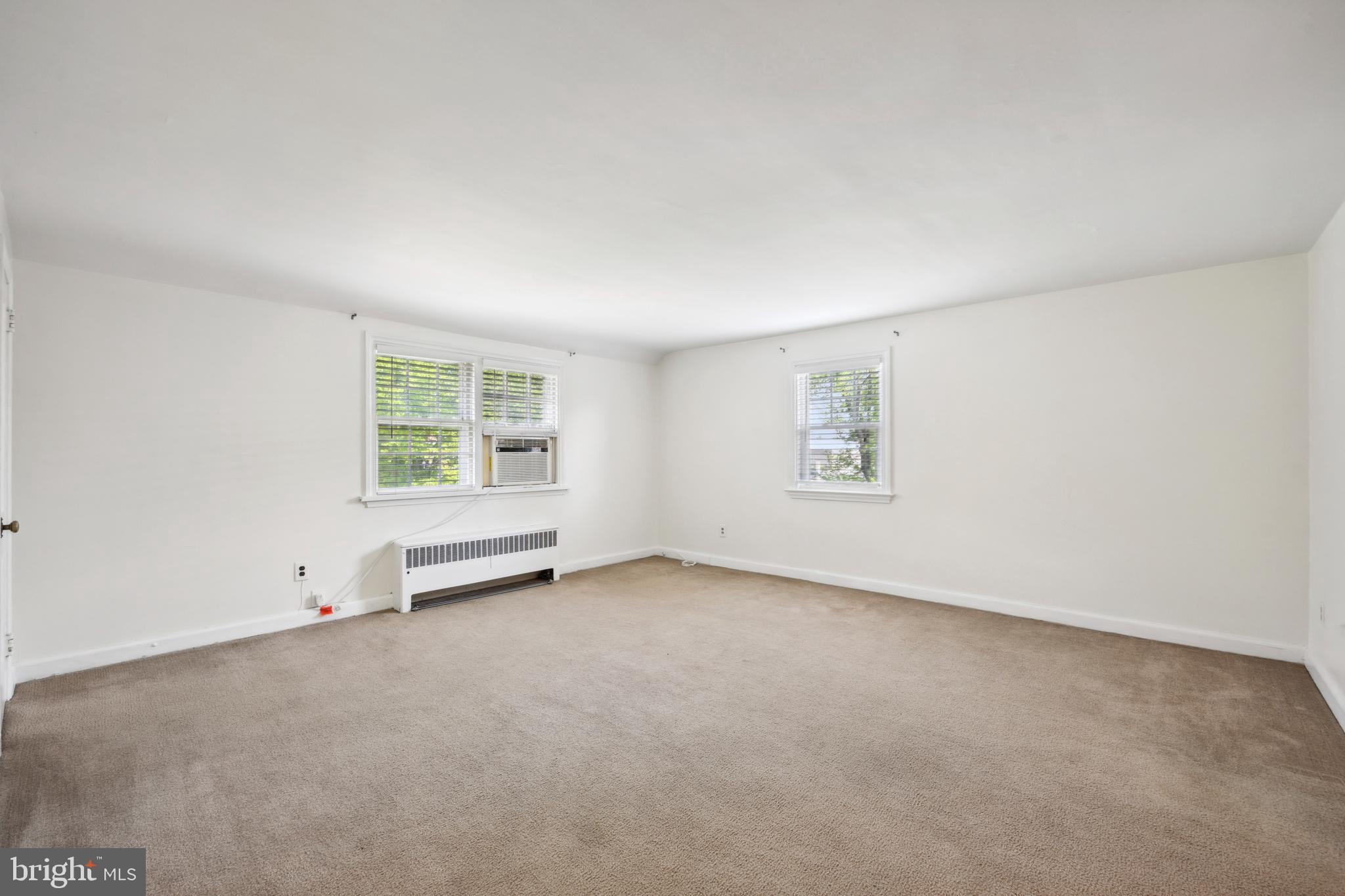 14 ROCK GLEN RD #2