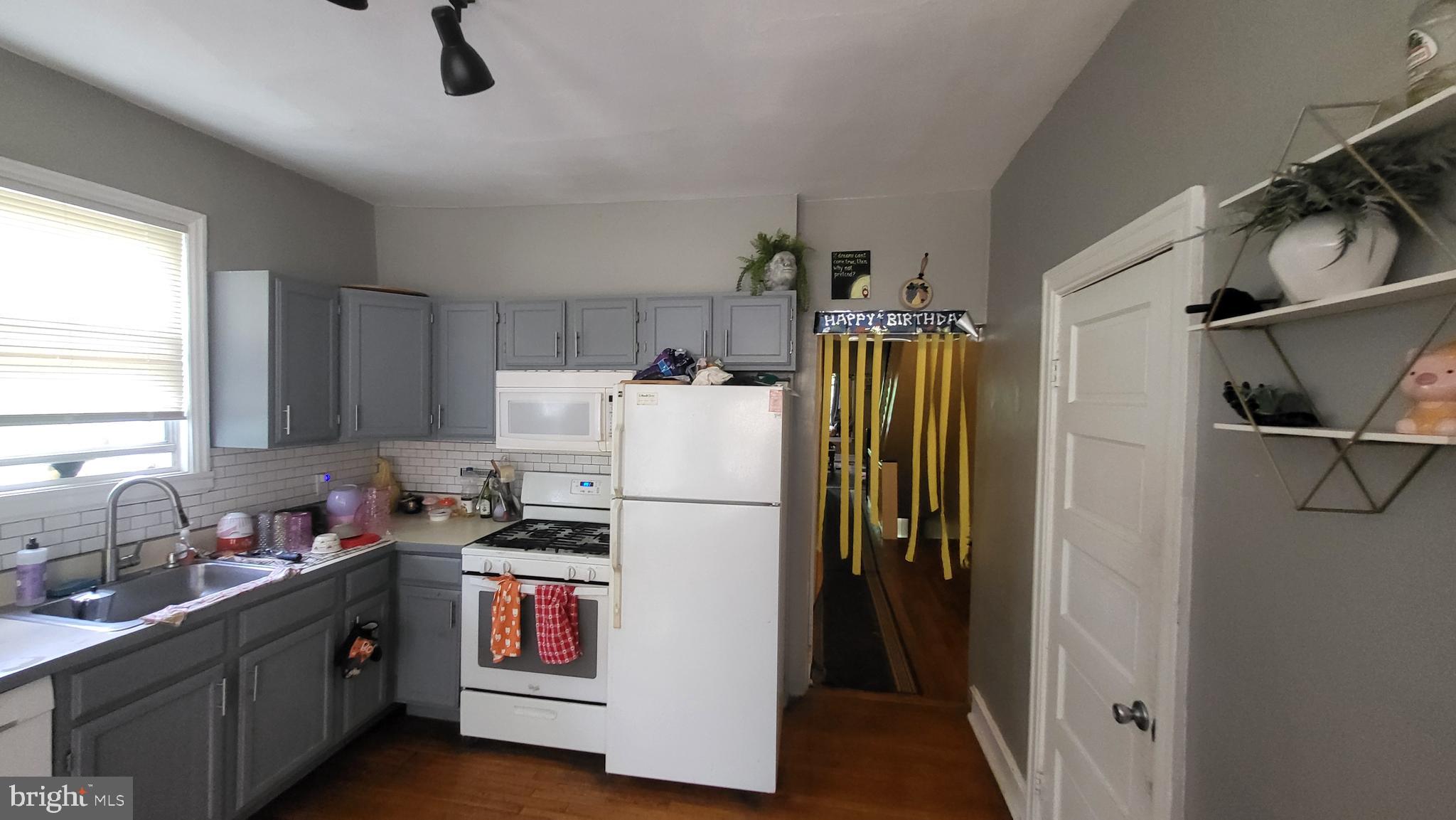 121 Walnut Ave