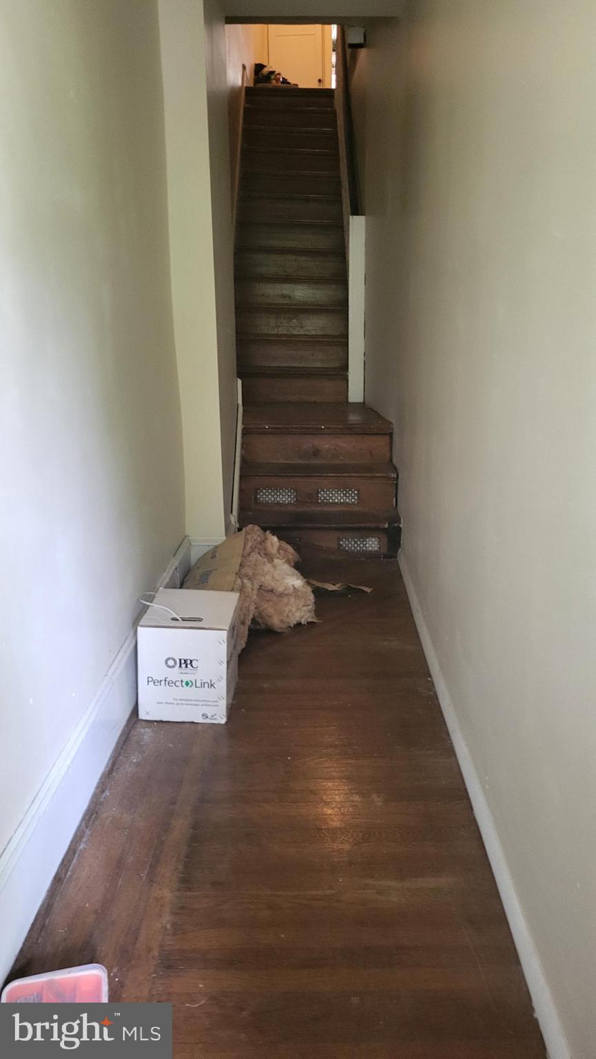 121 Walnut Ave