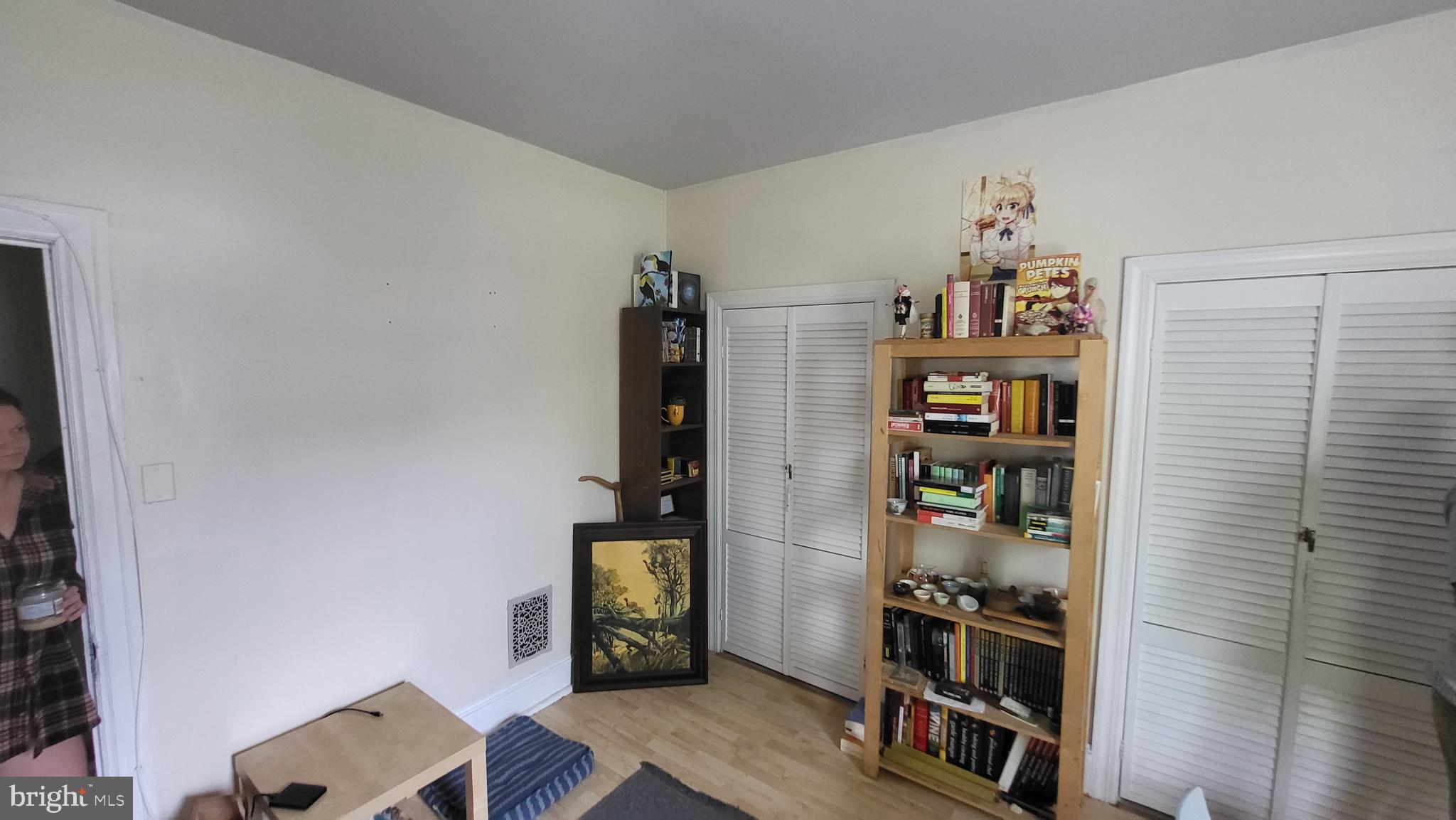 121 Walnut Ave