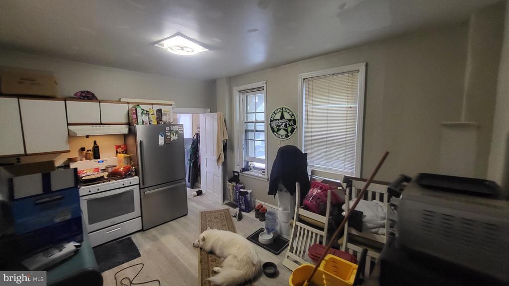 121 Walnut Ave