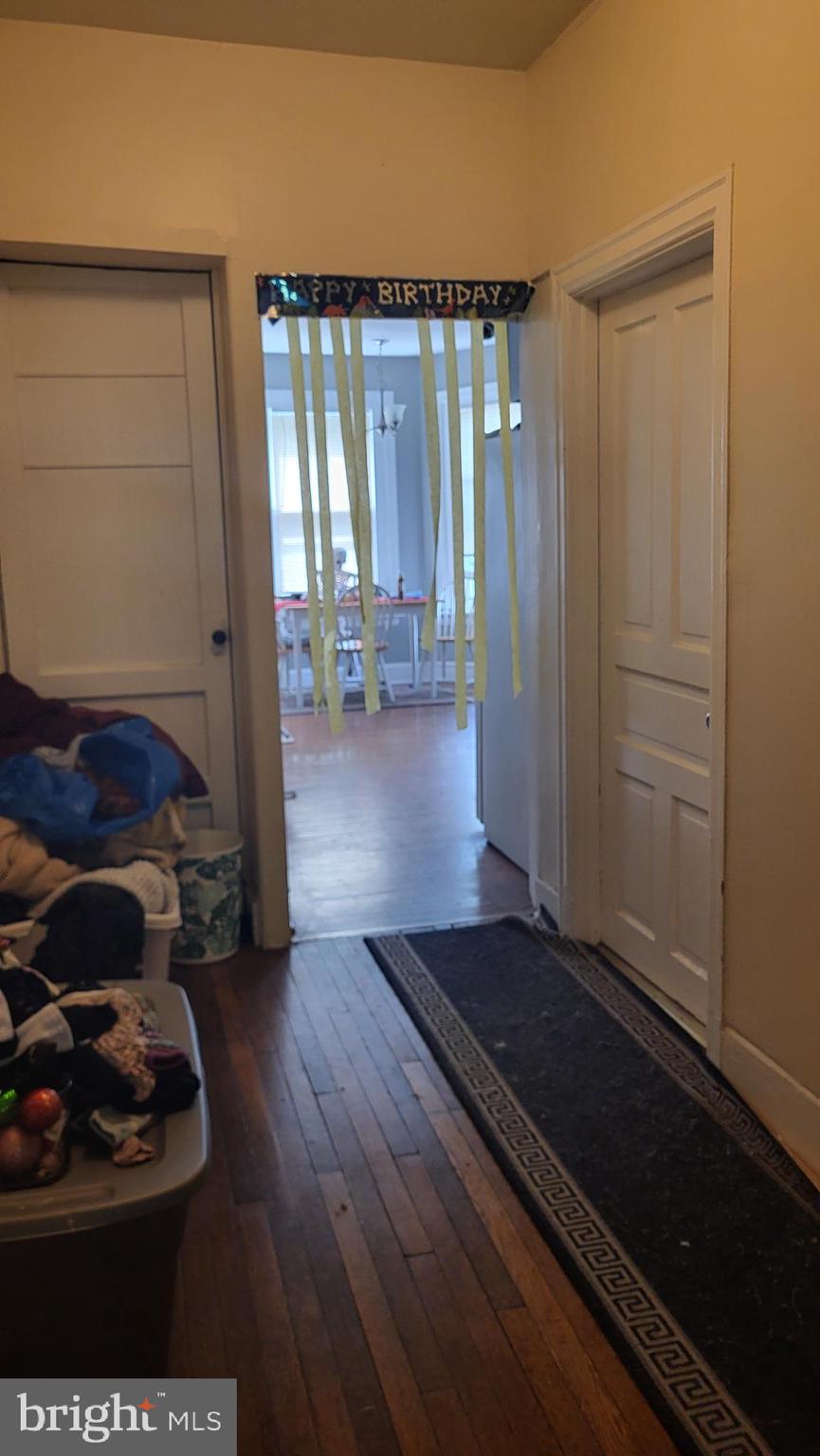 121 Walnut Ave