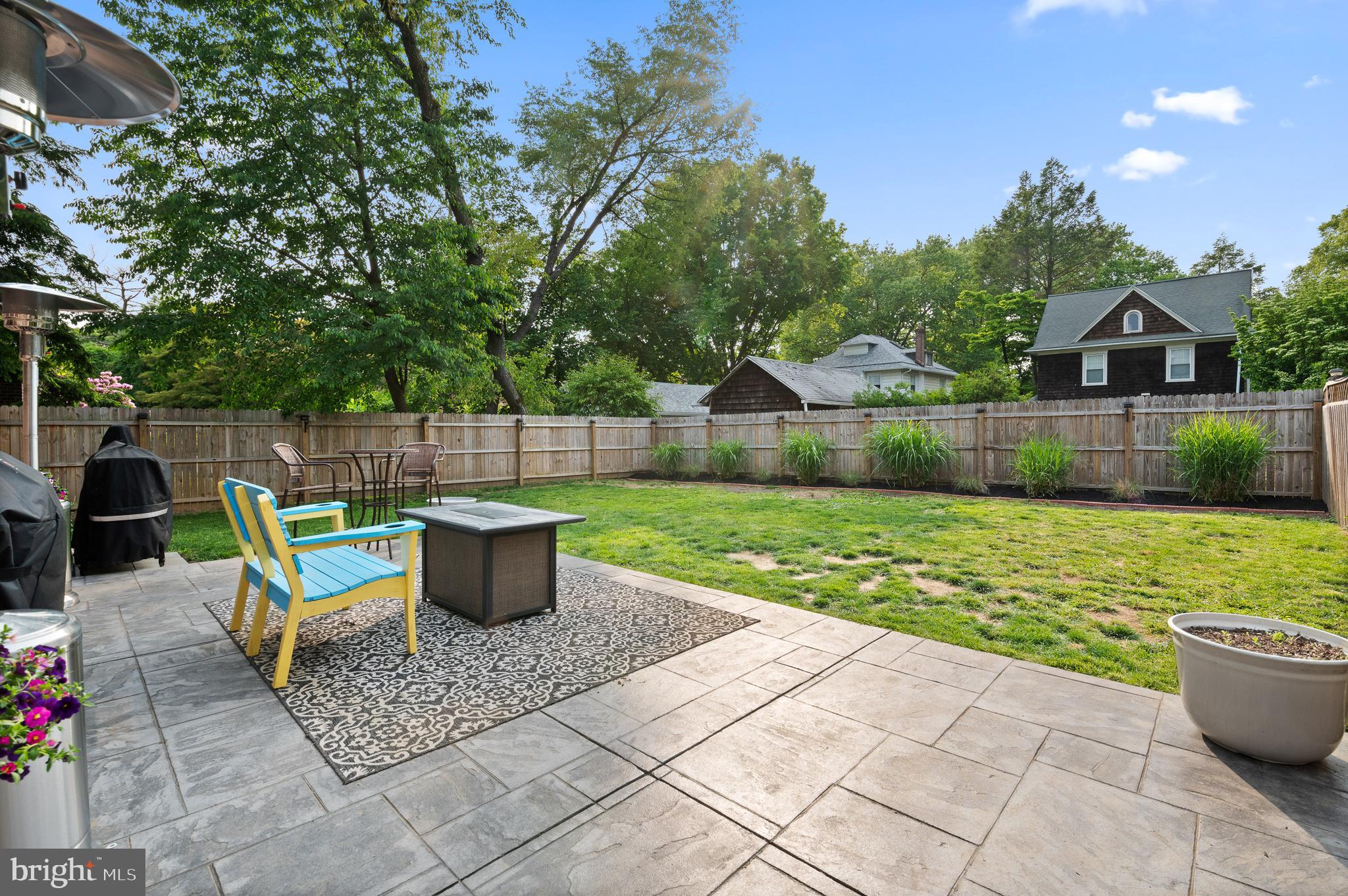 443 N STERLING RD
