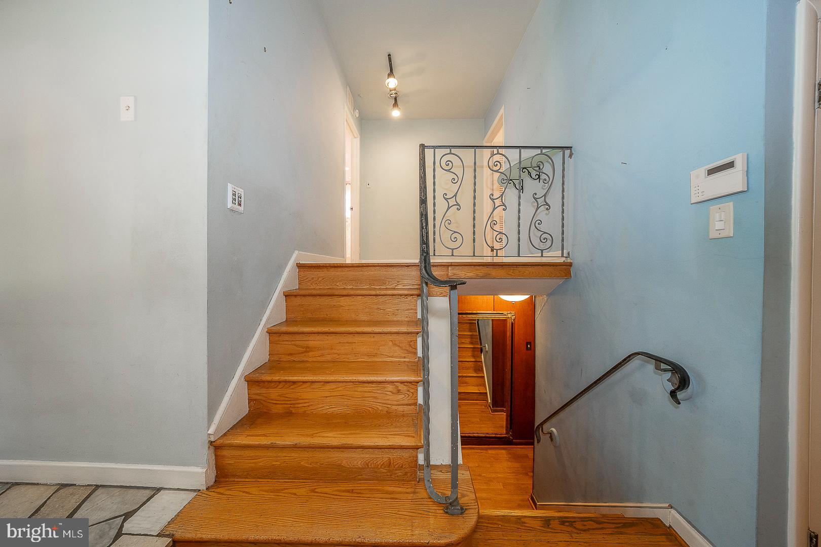 105 Mary Watersford Rd