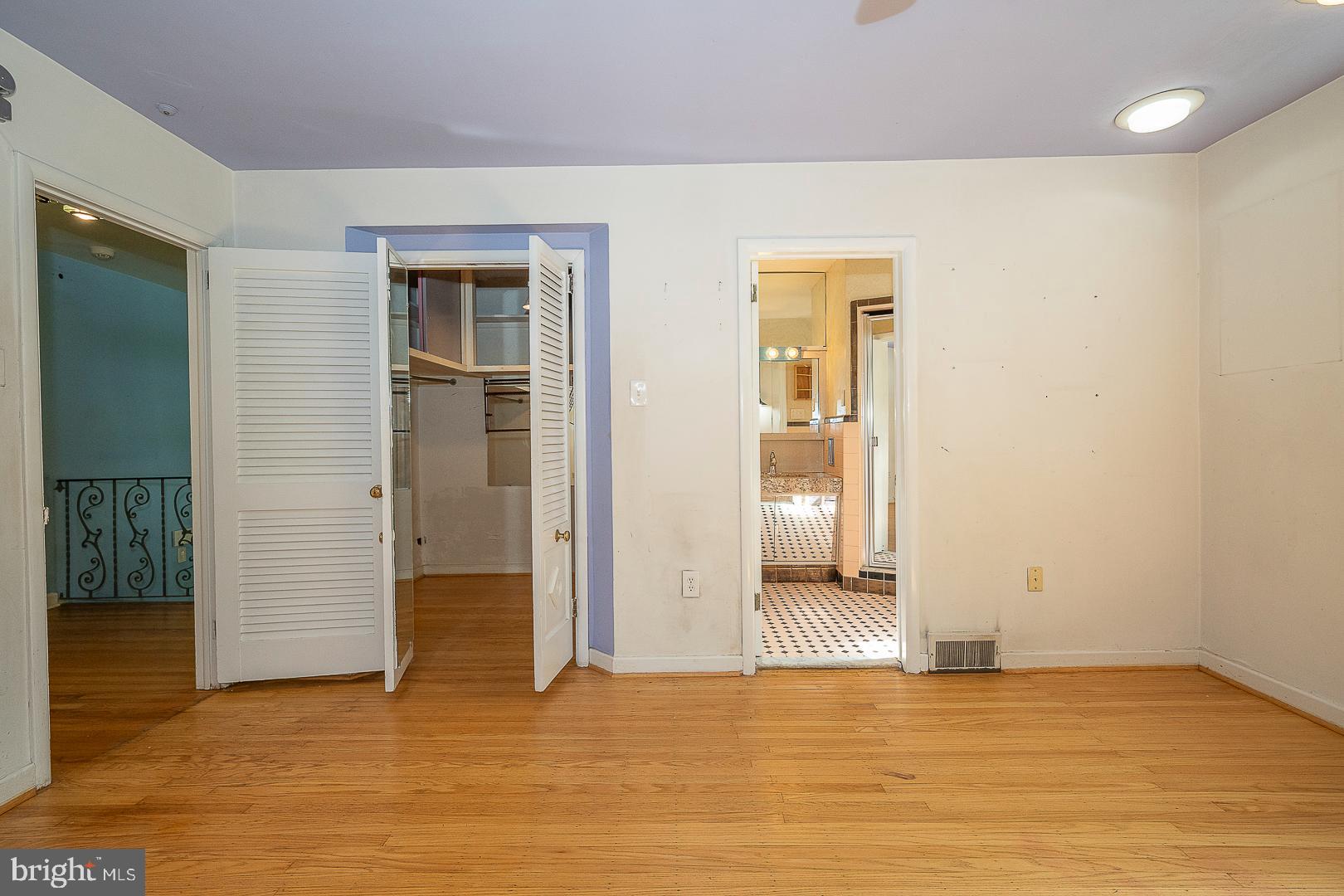 105 Mary Watersford Rd