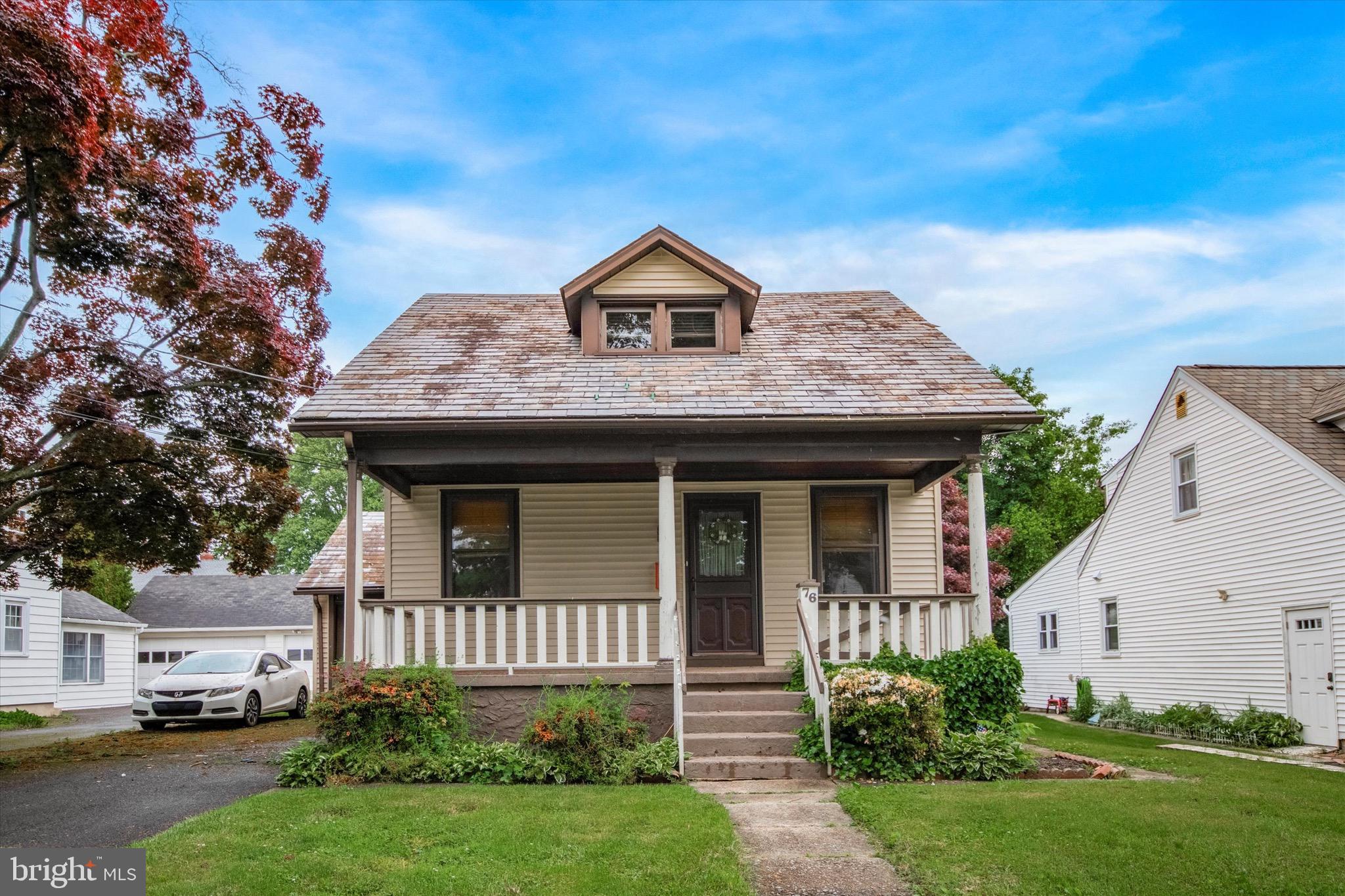 76 Williams Ln