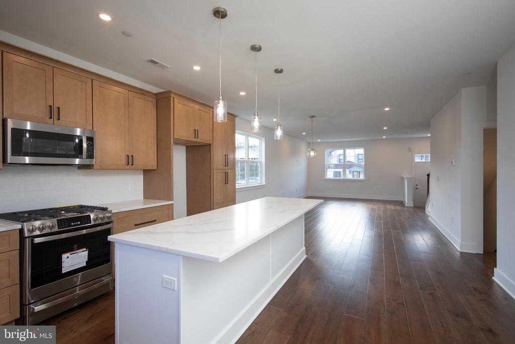 401 E 8th Ave #Lot 23
