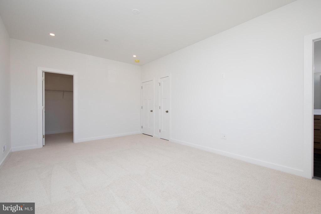 401 E 8th Ave #Lot 23