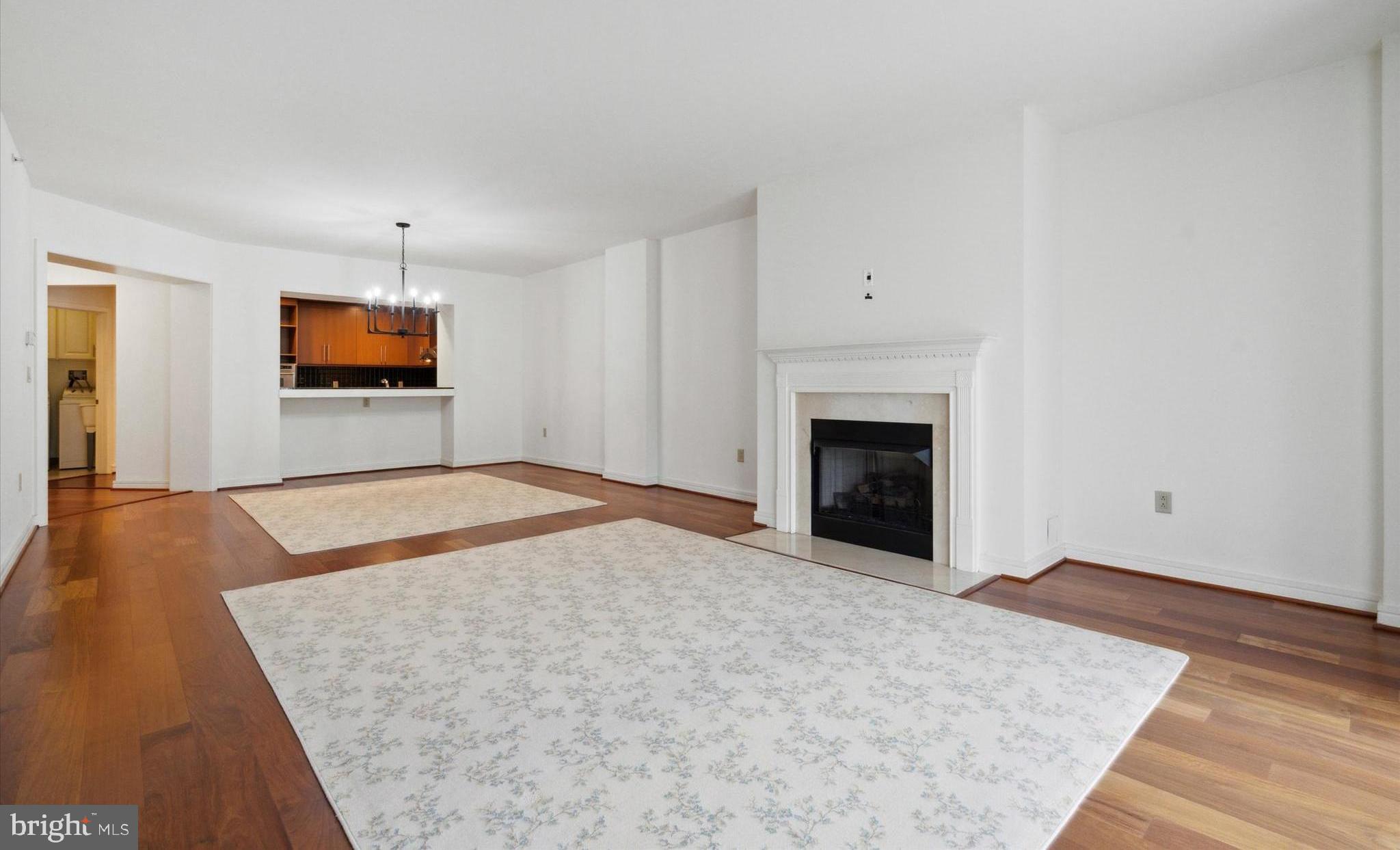 190 Presidential Blvd #711