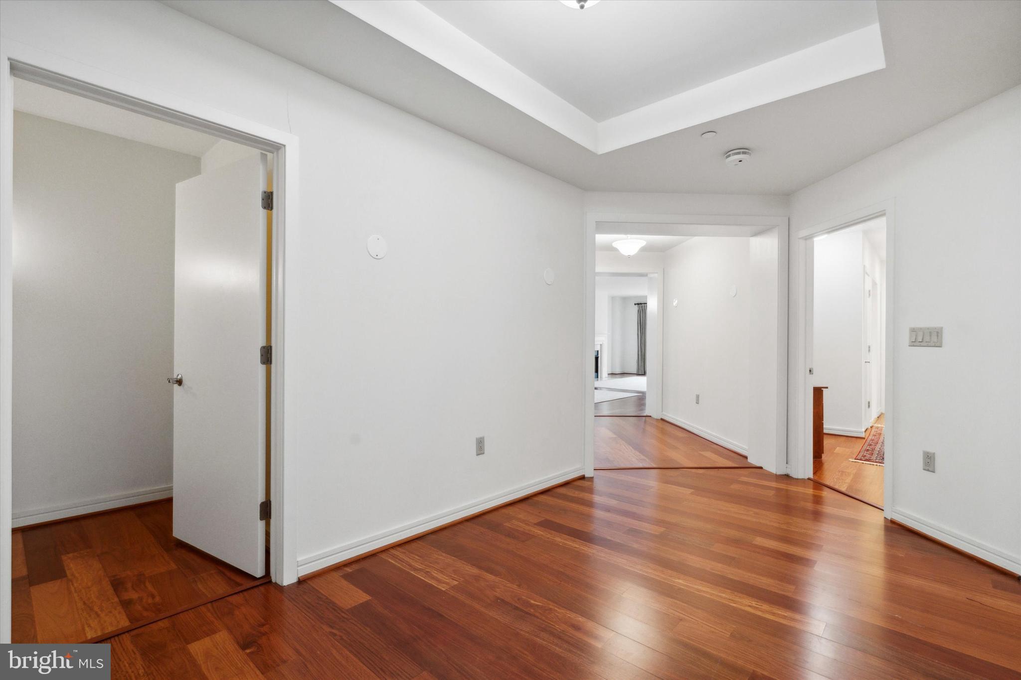 190 Presidential Blvd #711