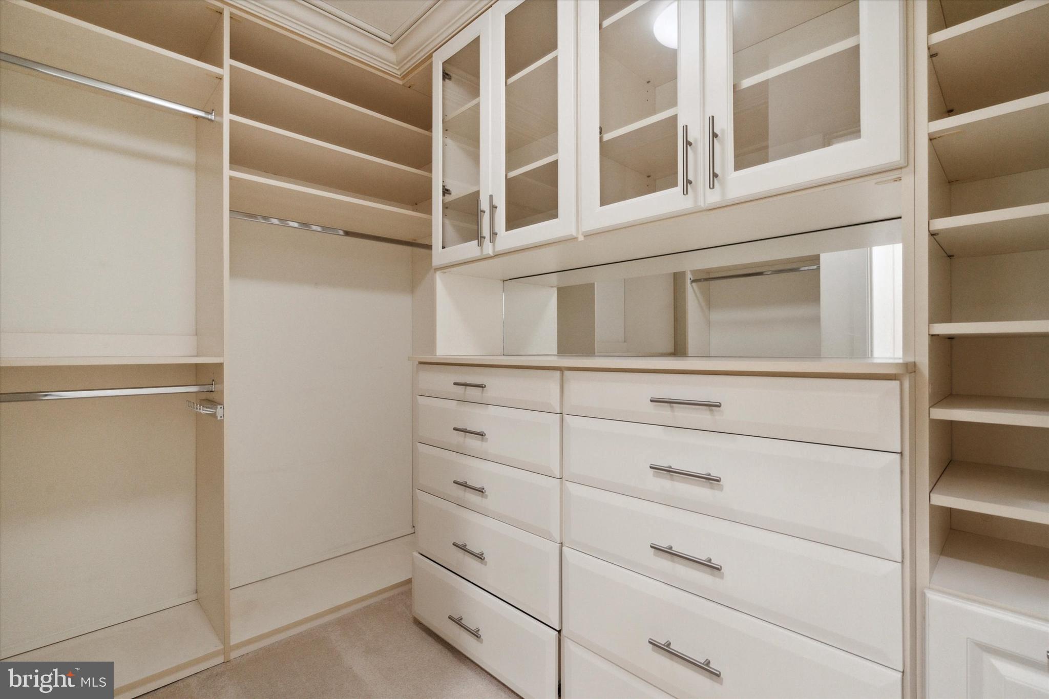 190 Presidential Blvd #711