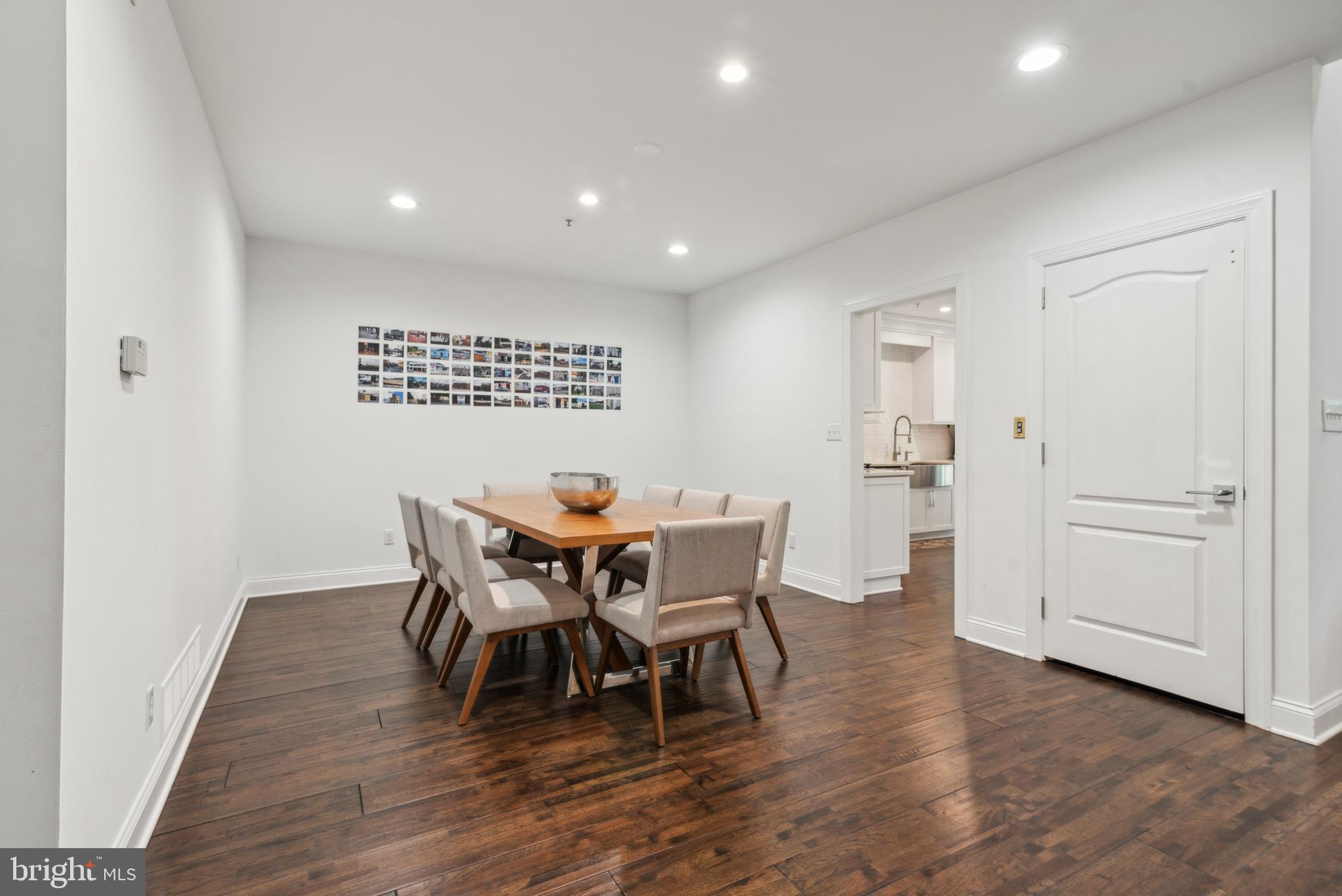 520 Lindy Ln