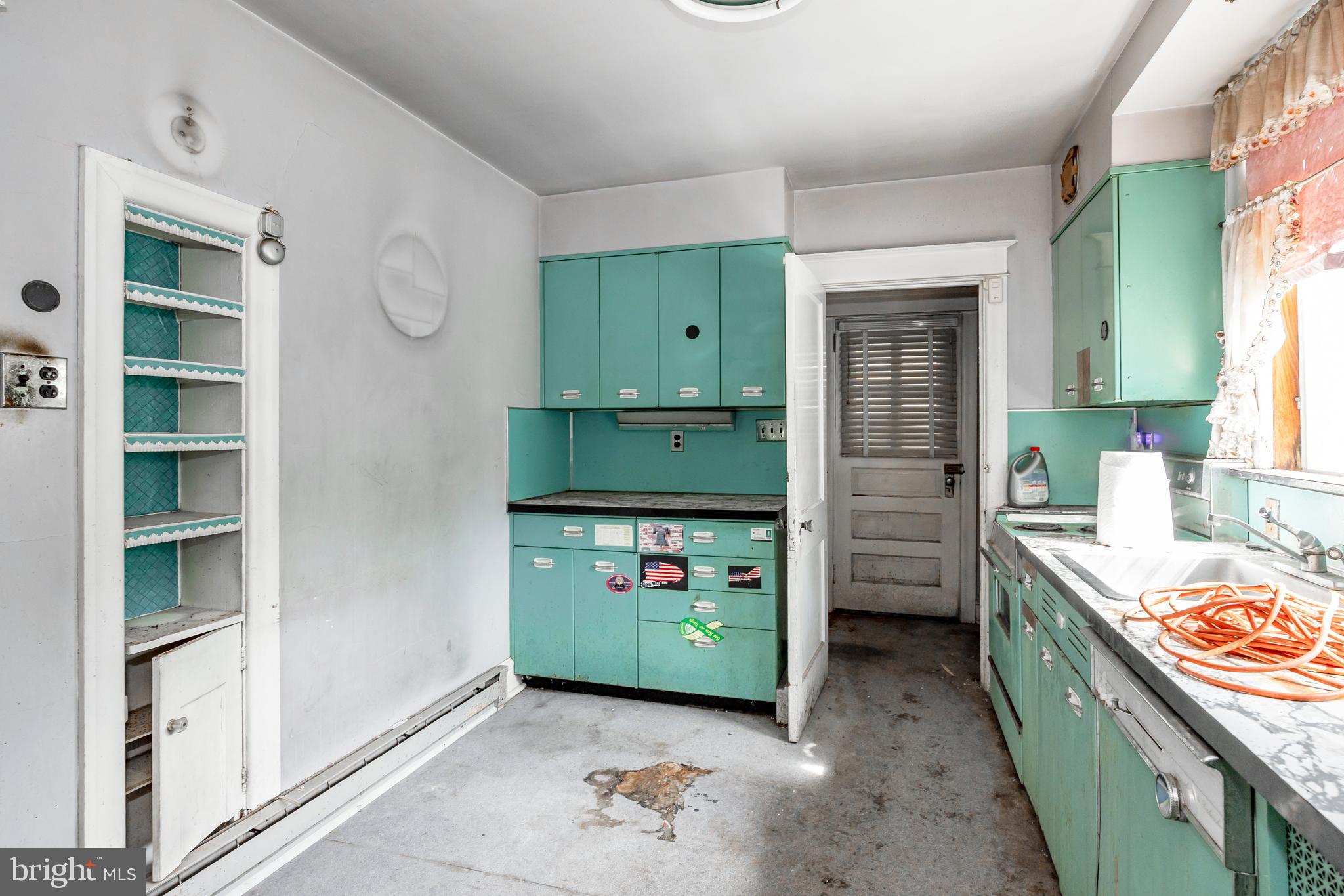 33 Rosedale Rd