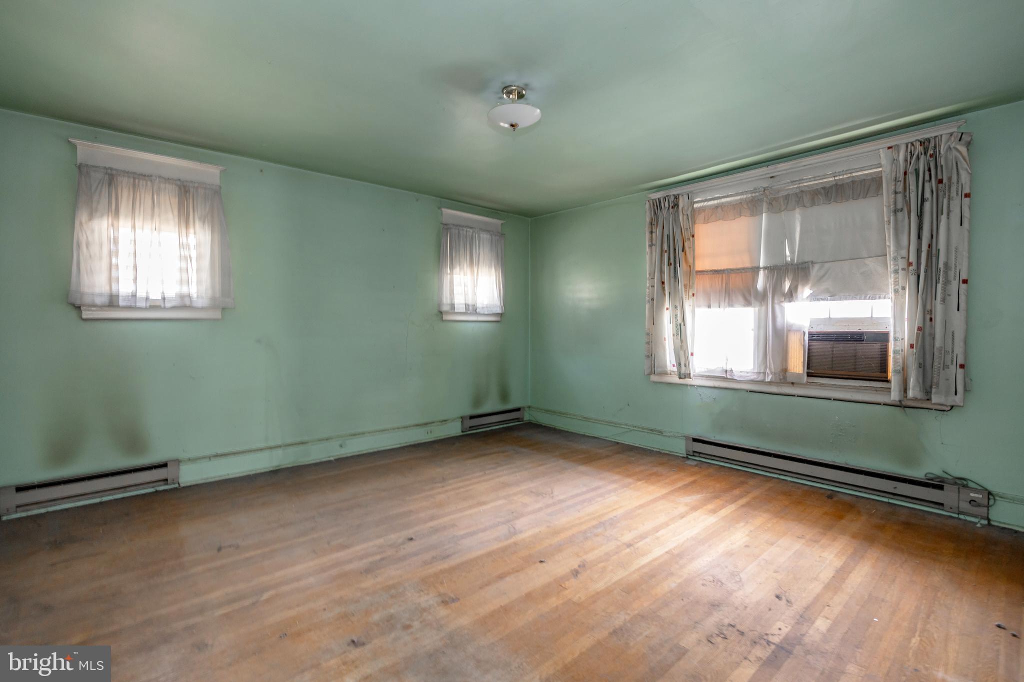 33 Rosedale Rd