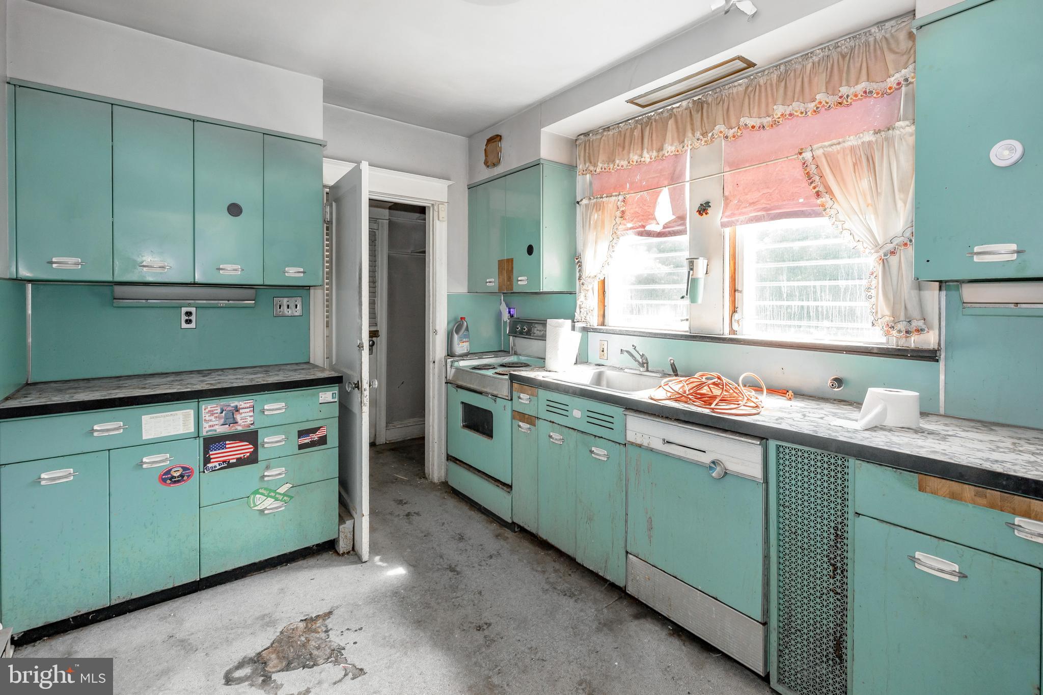 33 Rosedale Rd