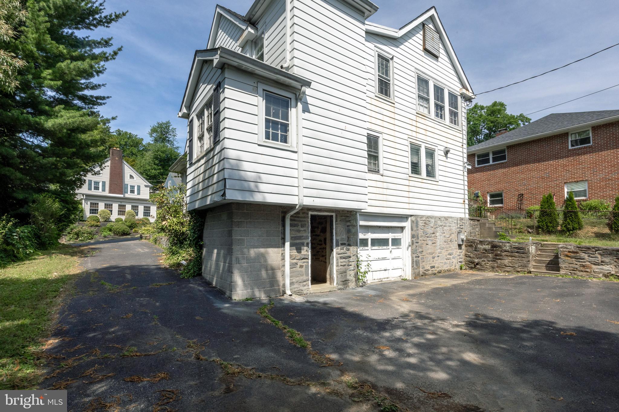 33 Rosedale Rd