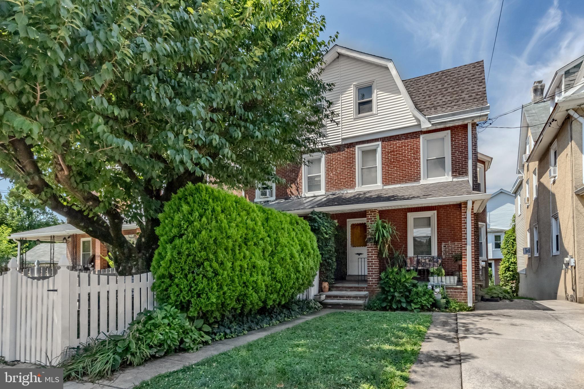 234 E Spring Ave