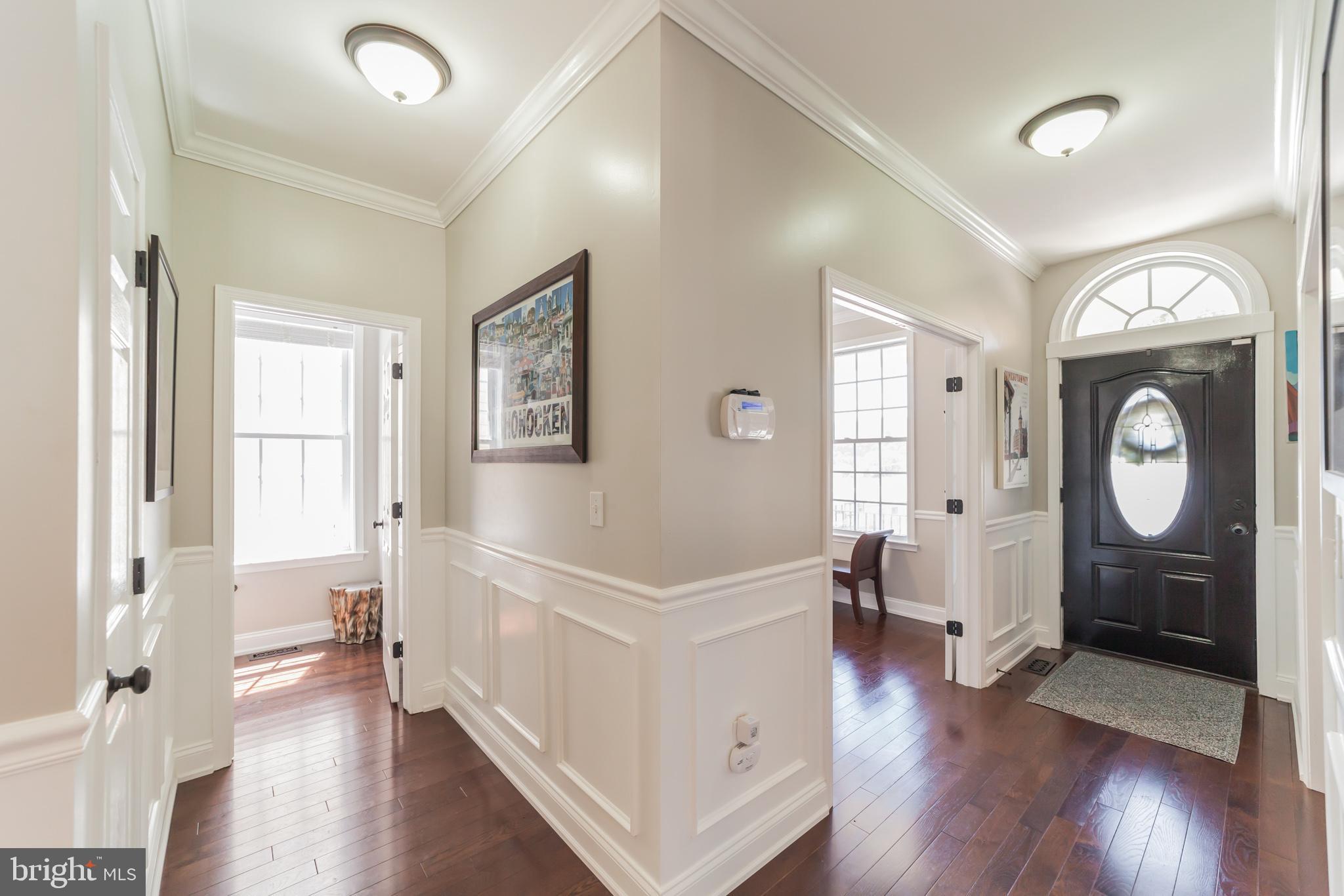304 E 7TH AVE