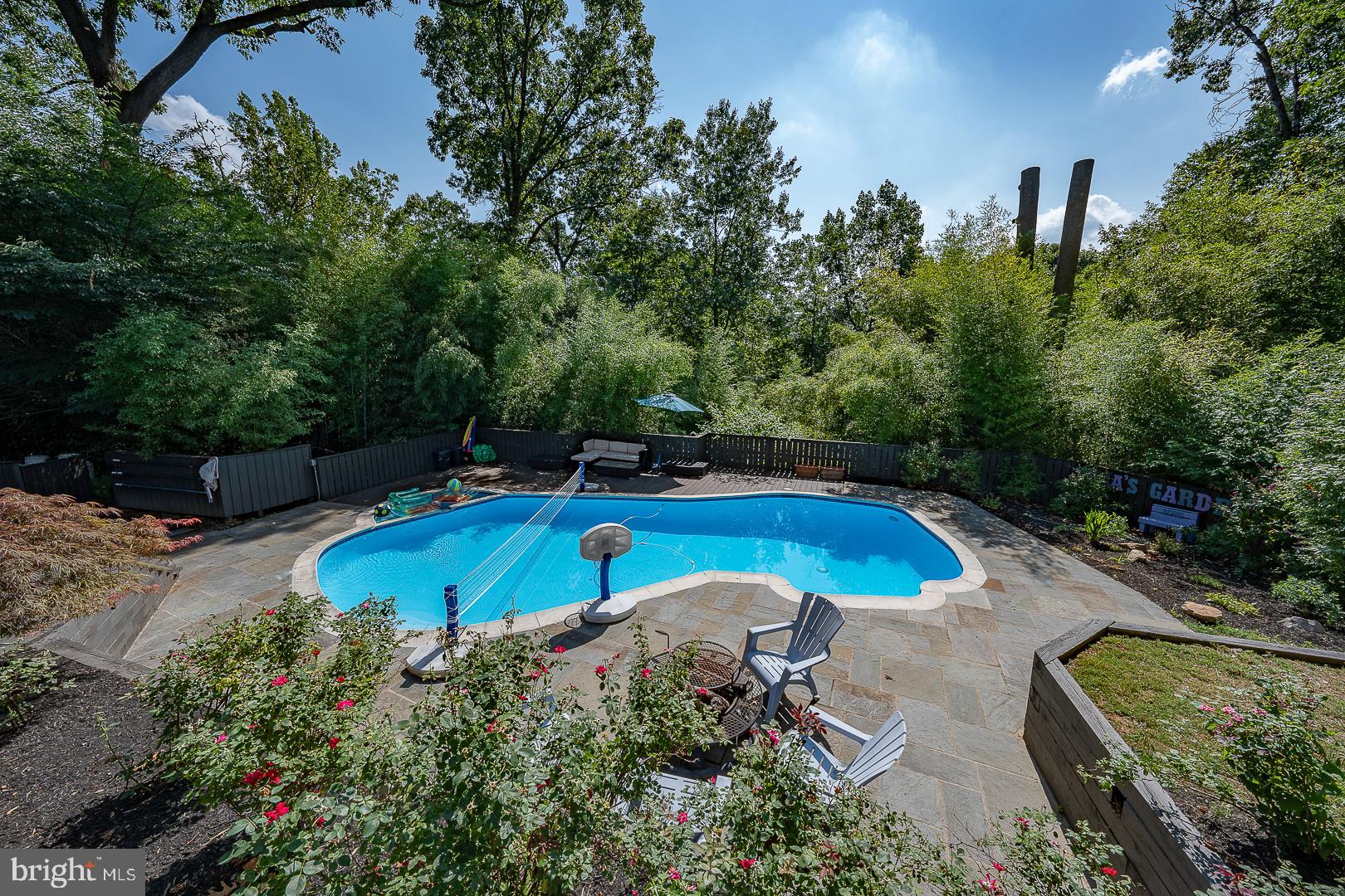 50 Fairview Rd