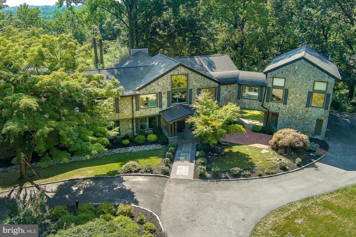 50 Fairview Rd