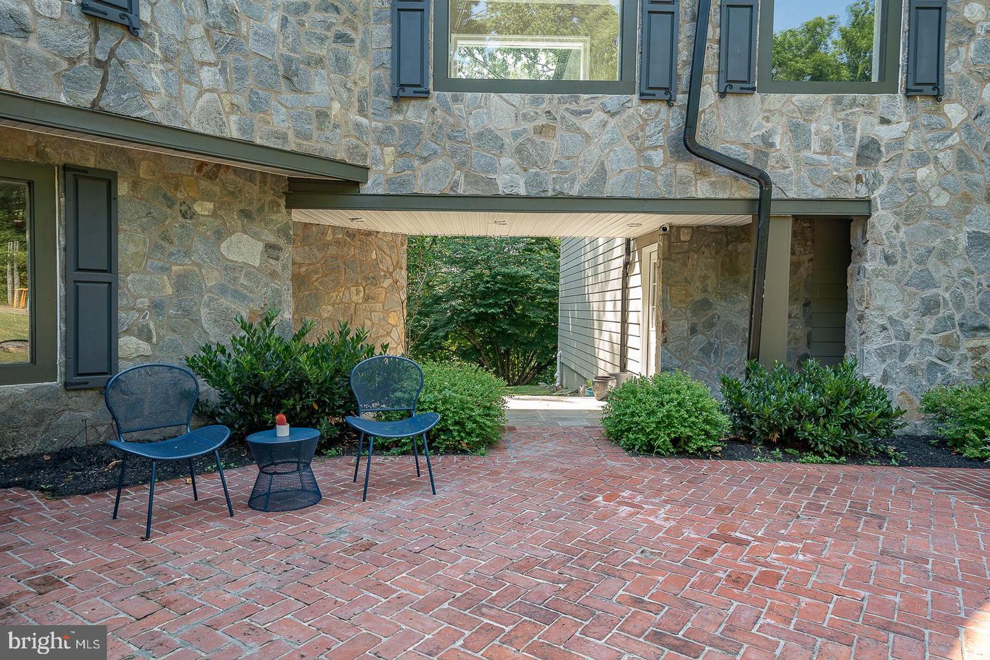 50 Fairview Rd