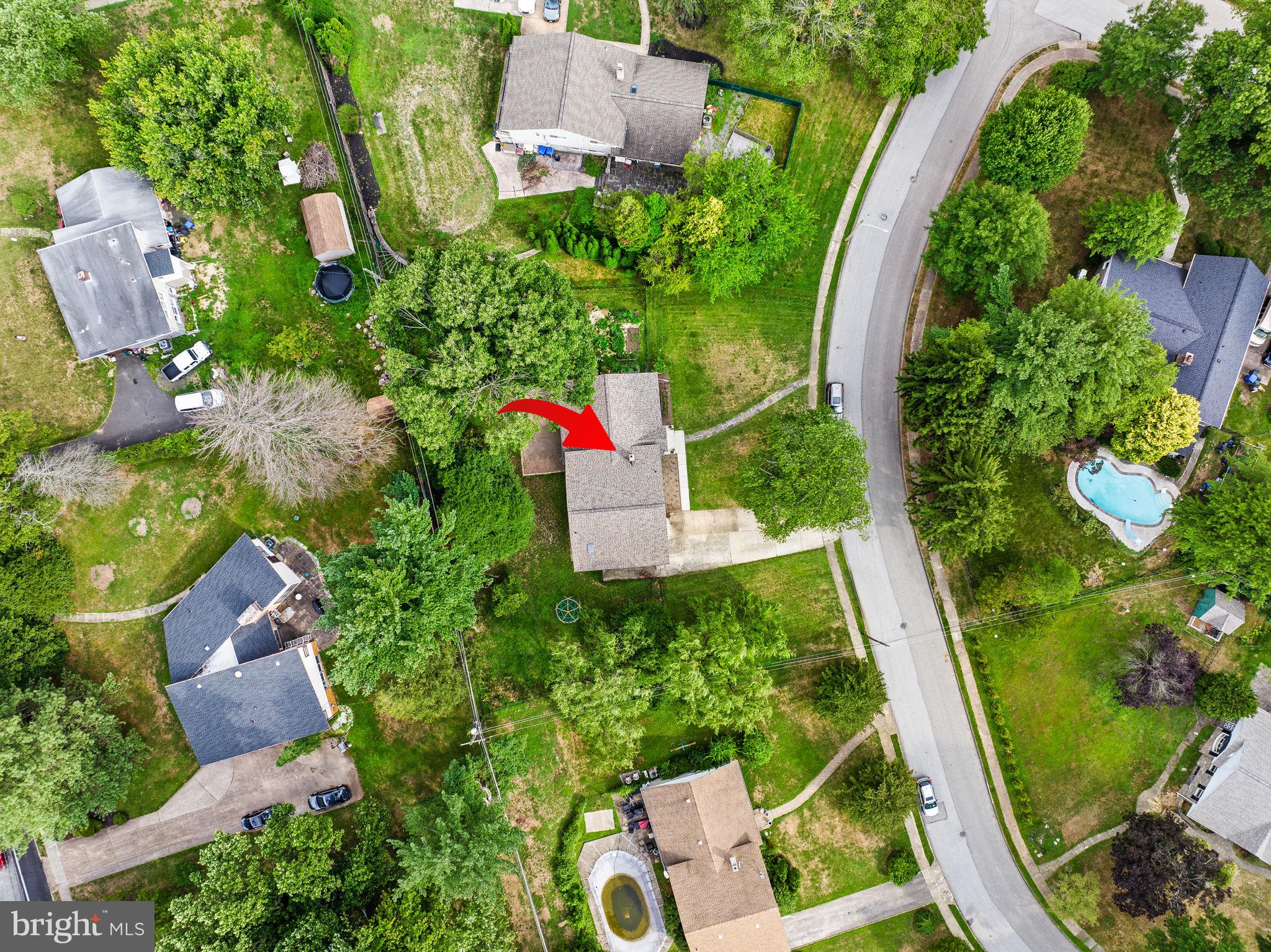 1505 Redwood Ln