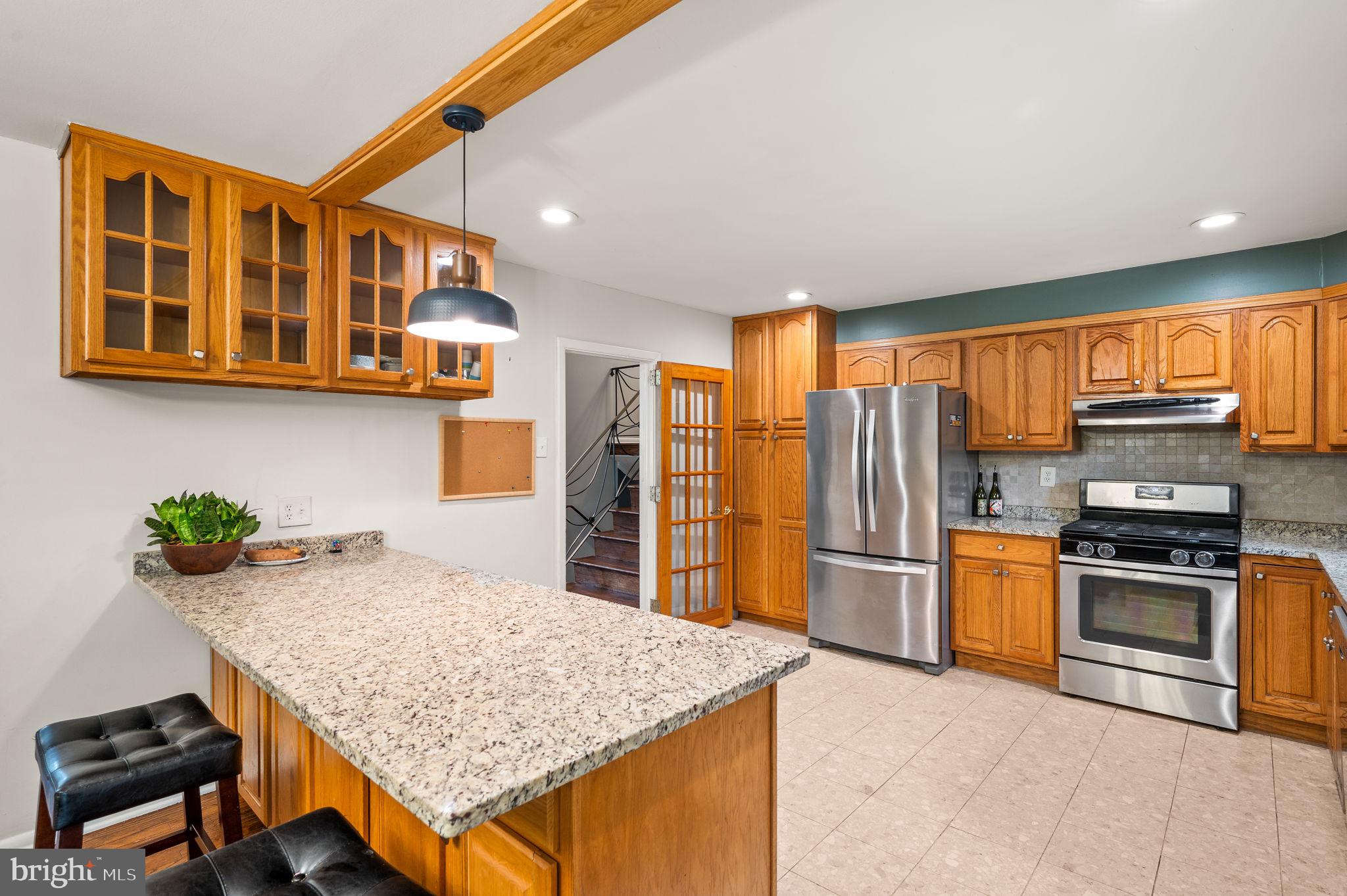 1505 Redwood Ln