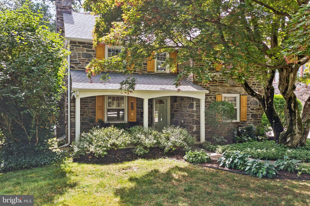 618 Oxford Rd