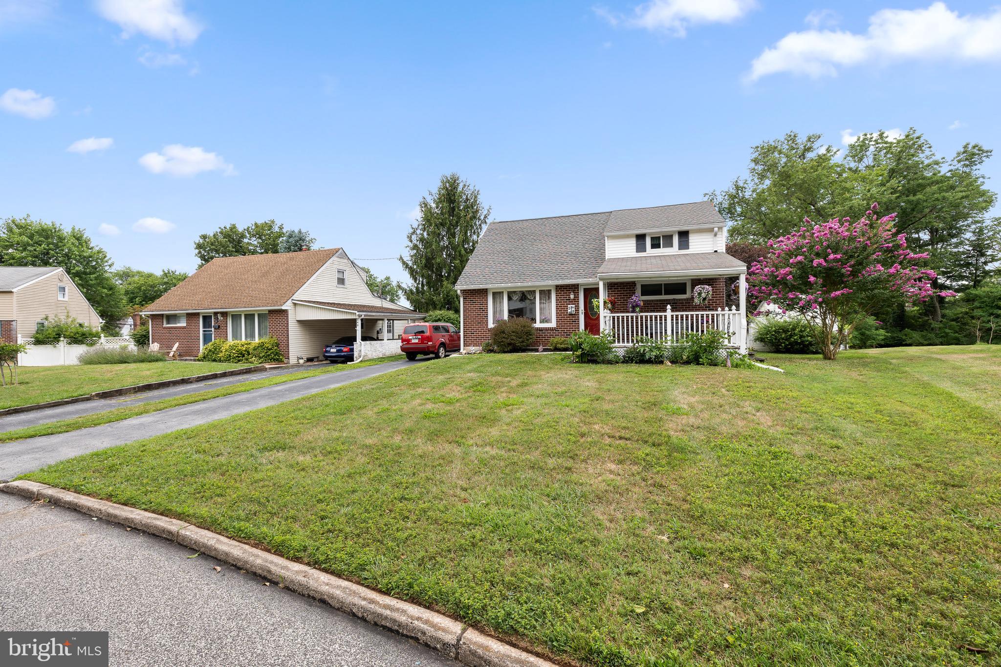 338 W Signal Hill Rd