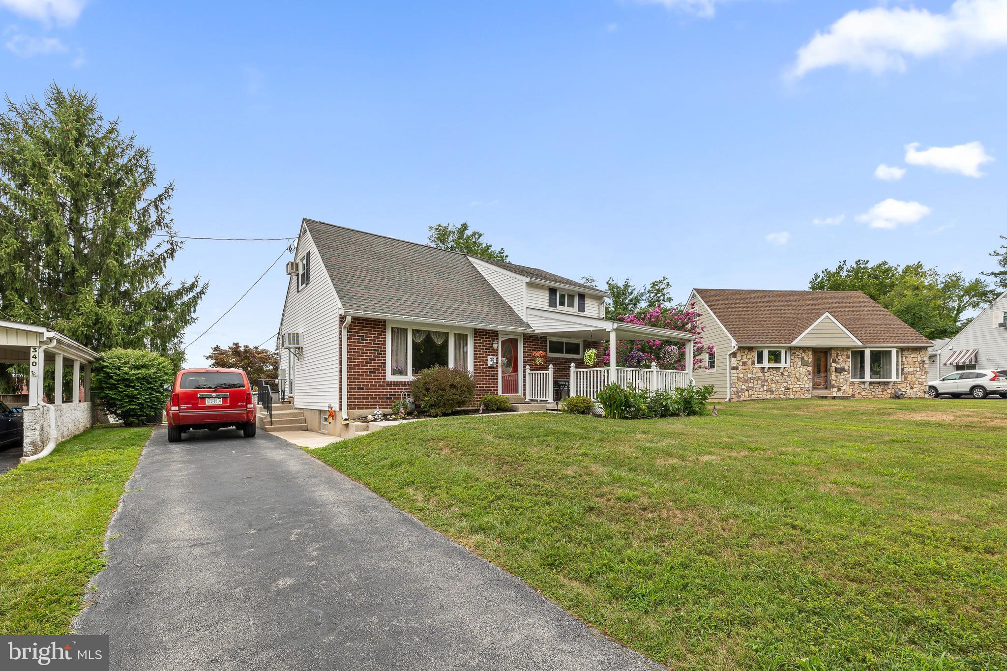 338 W Signal Hill Rd