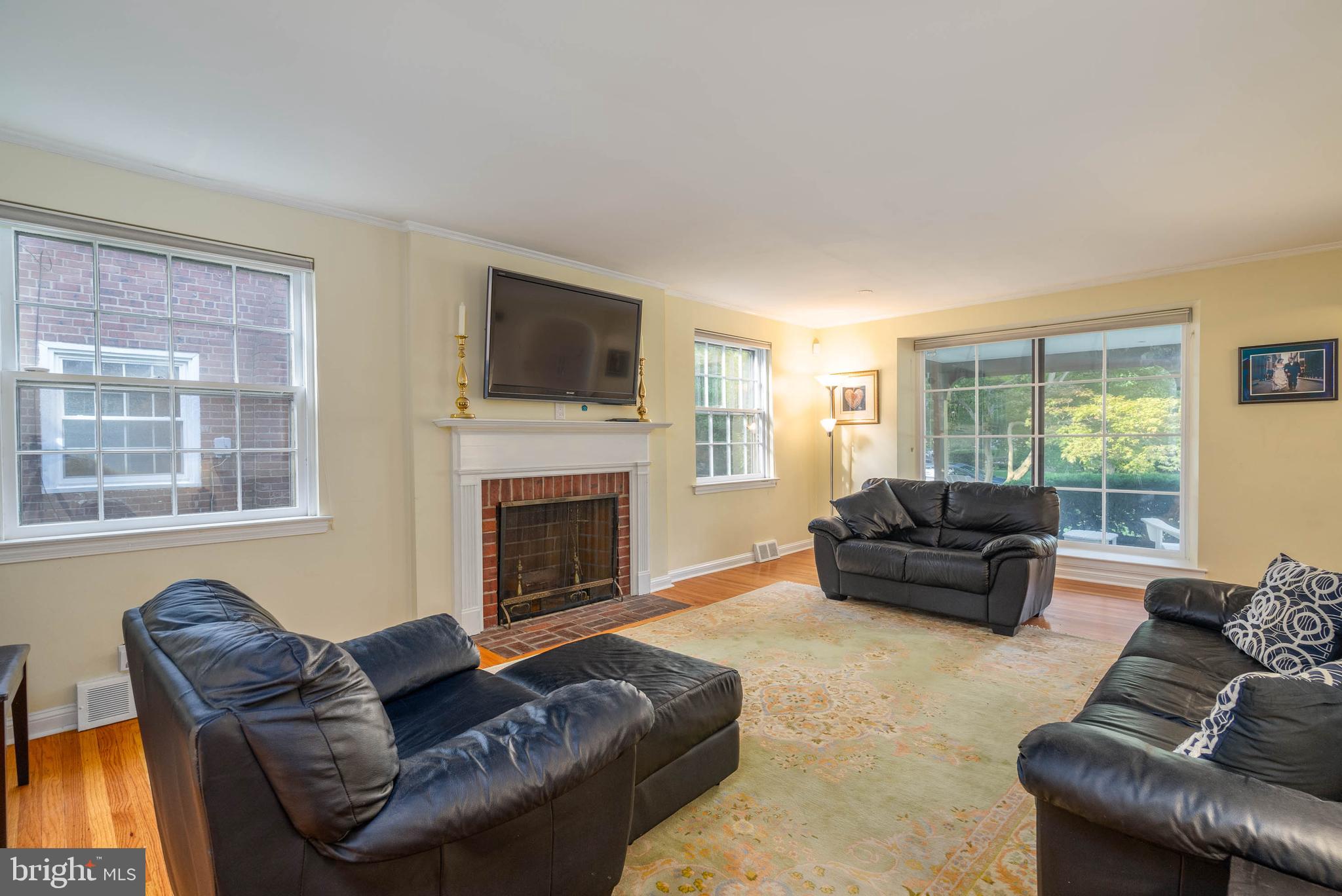 544 Winding Way