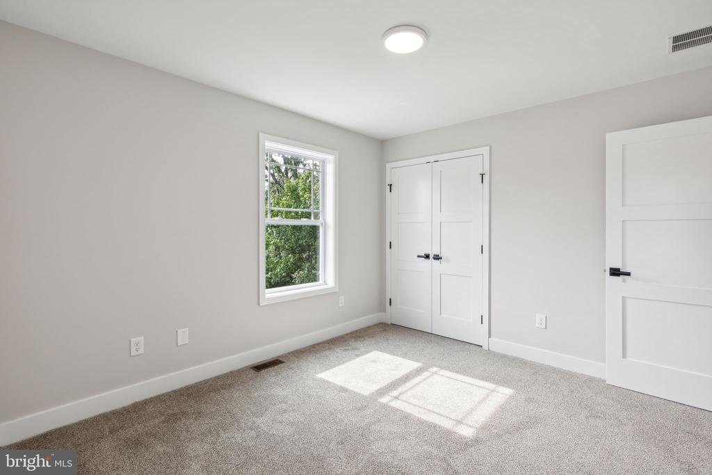 237 Osceola Ave