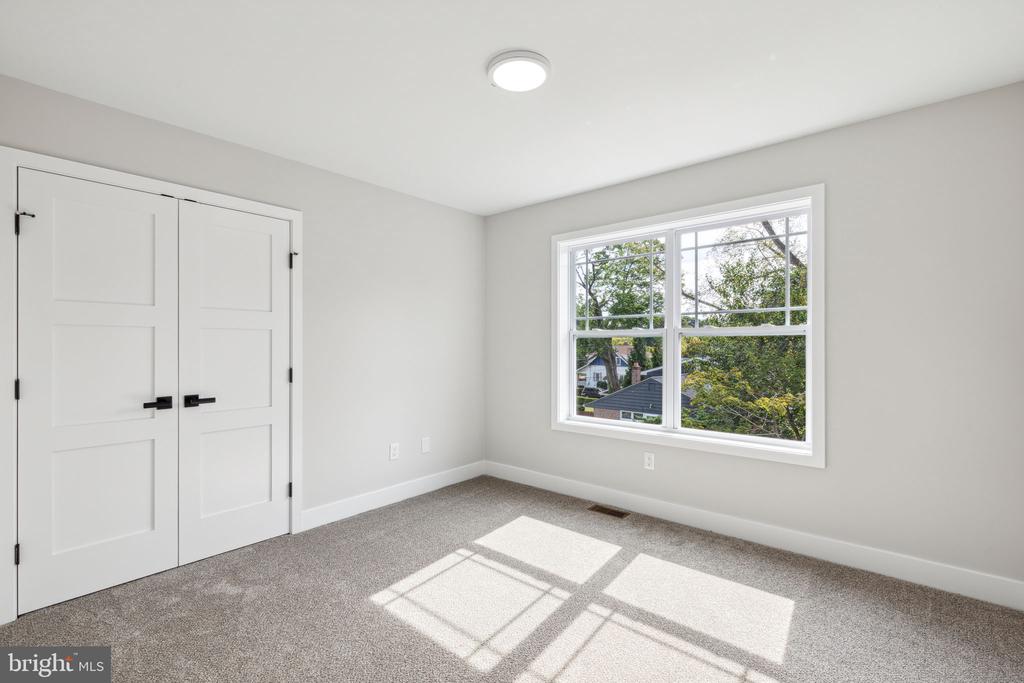 237 Osceola Ave