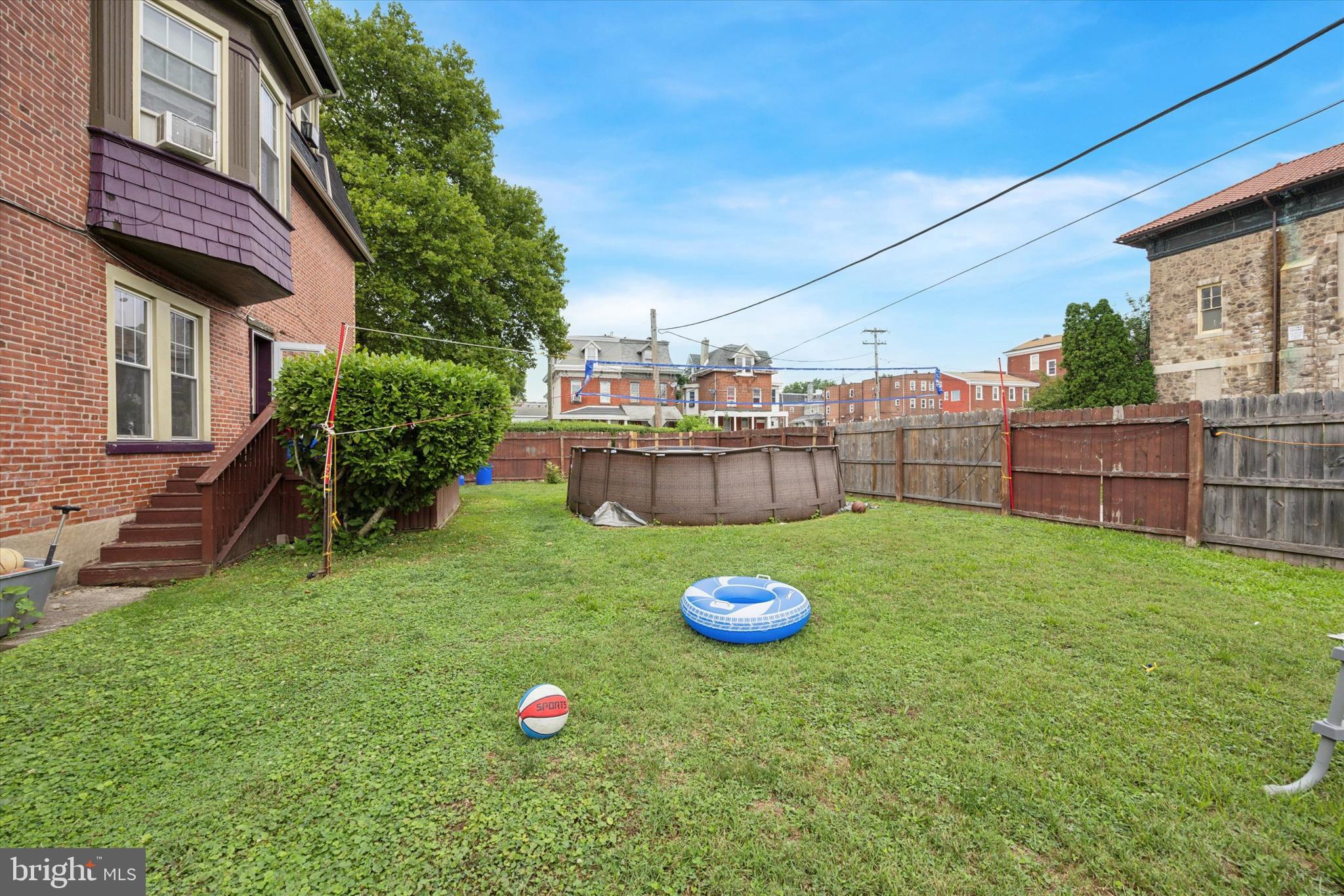 210 Haws Ave
