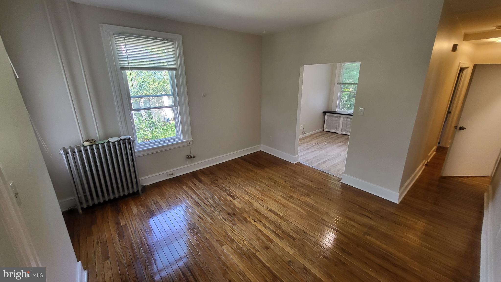 123 WALNUT AVE #2