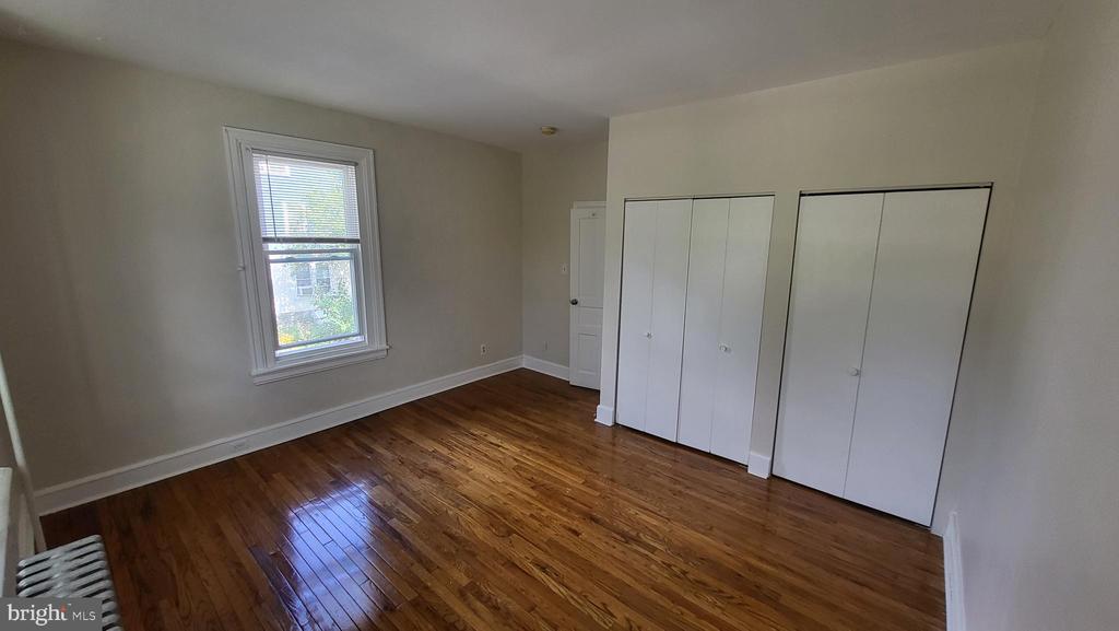 123 WALNUT AVE #2