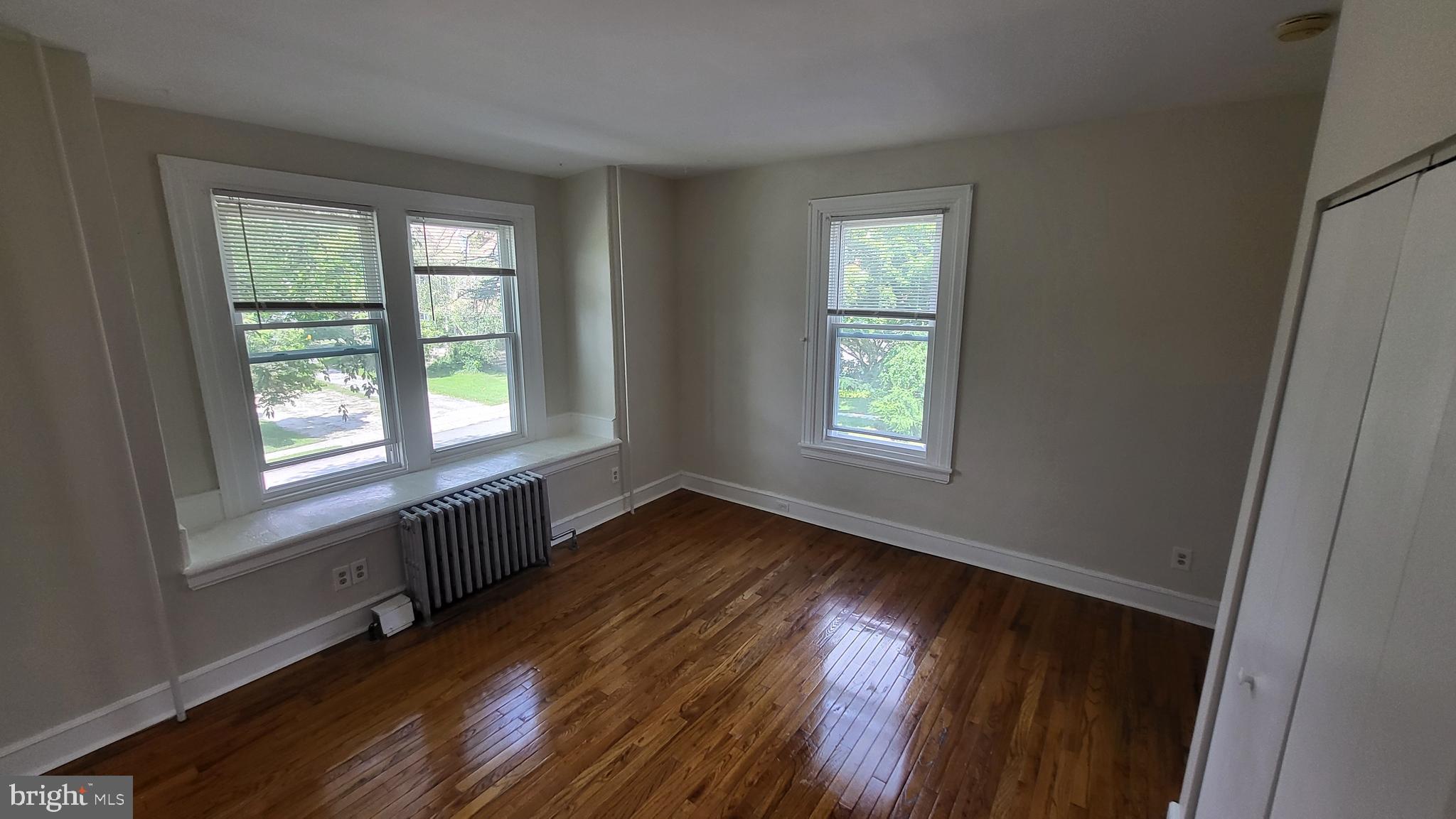 123 WALNUT AVE #2